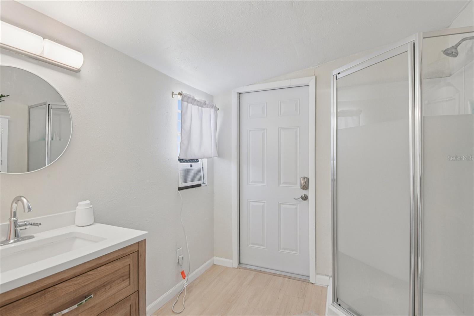 TB8463971 Property Photo