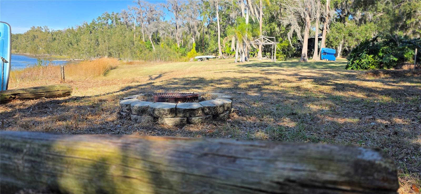 TB8463972 Property Photo