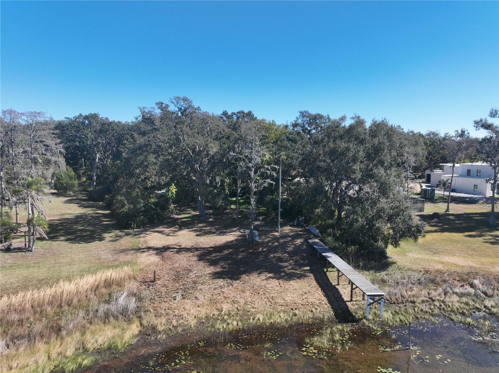 TB8463972 Property Photo