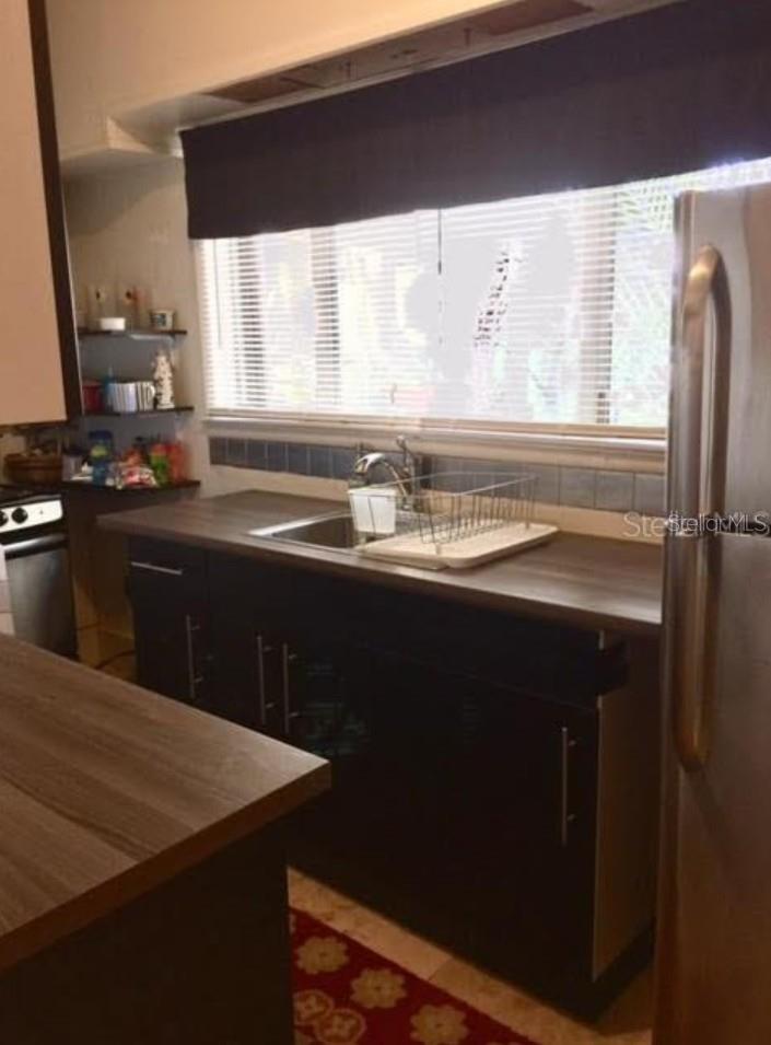 TB8464005 Property Photo