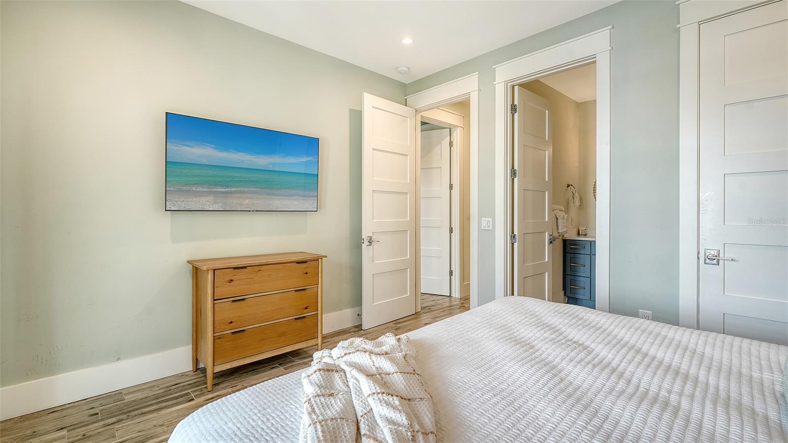 A4678111 Property Photo