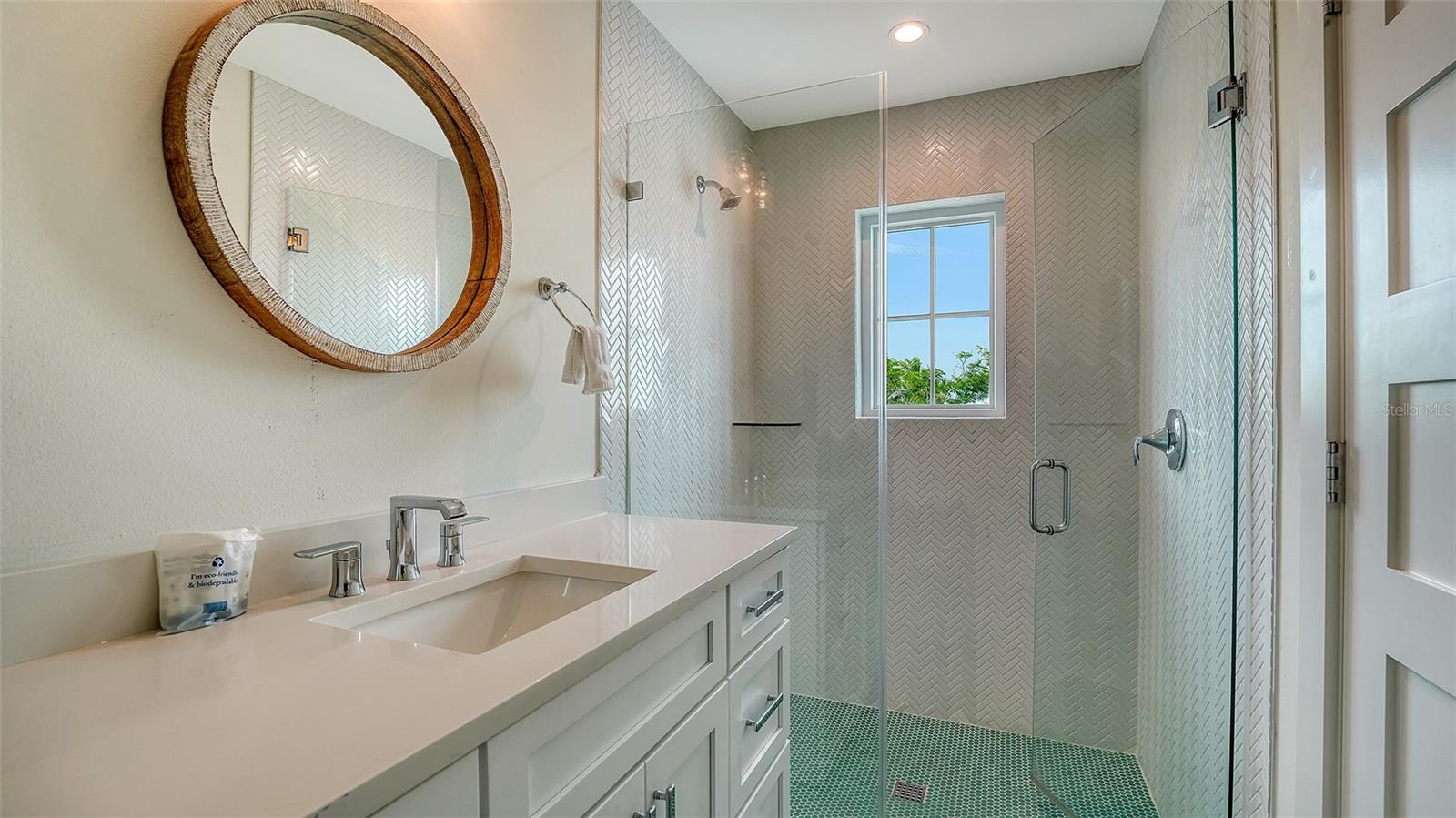 A4678111 Property Photo