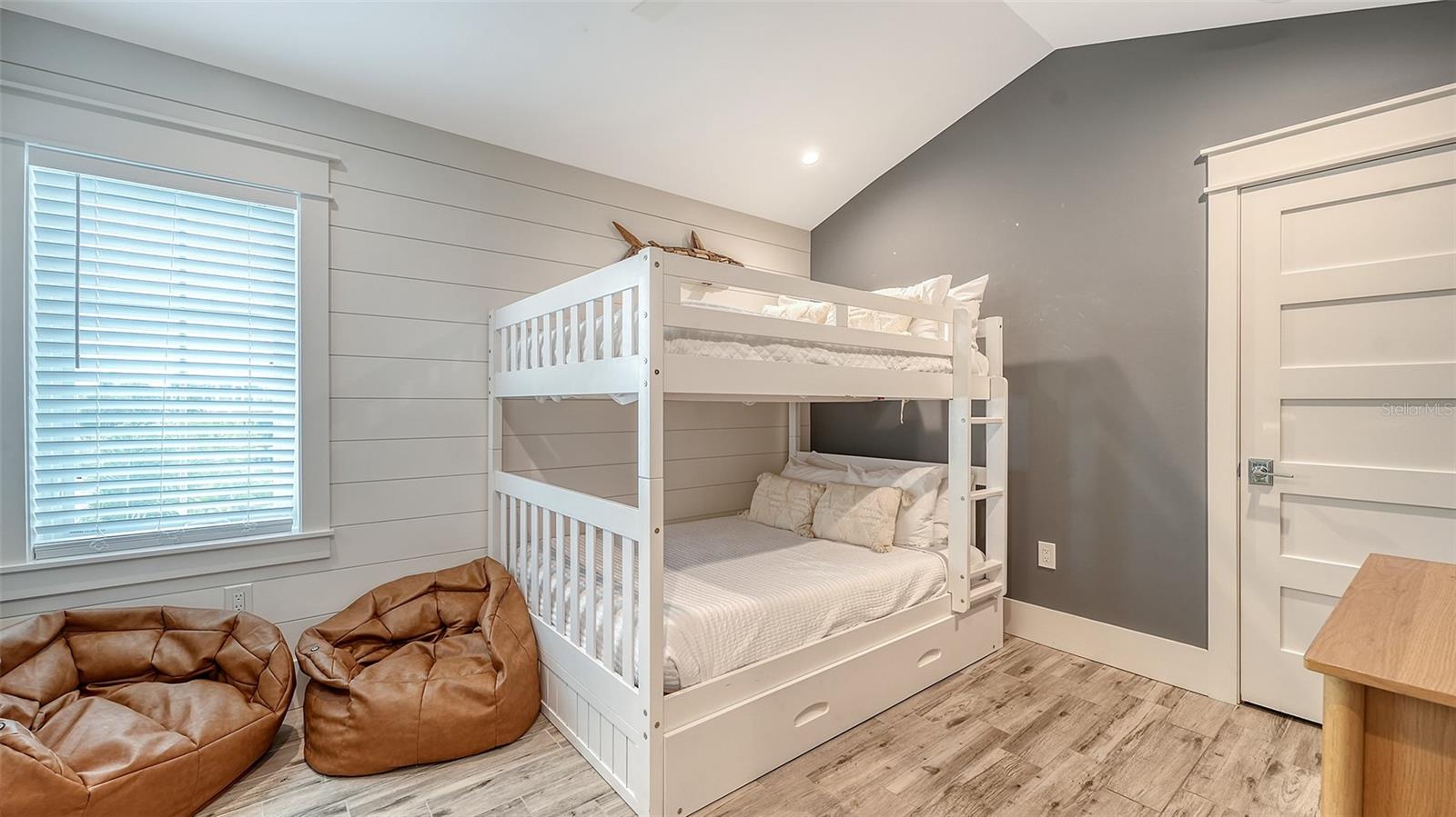 A4678111 Property Photo