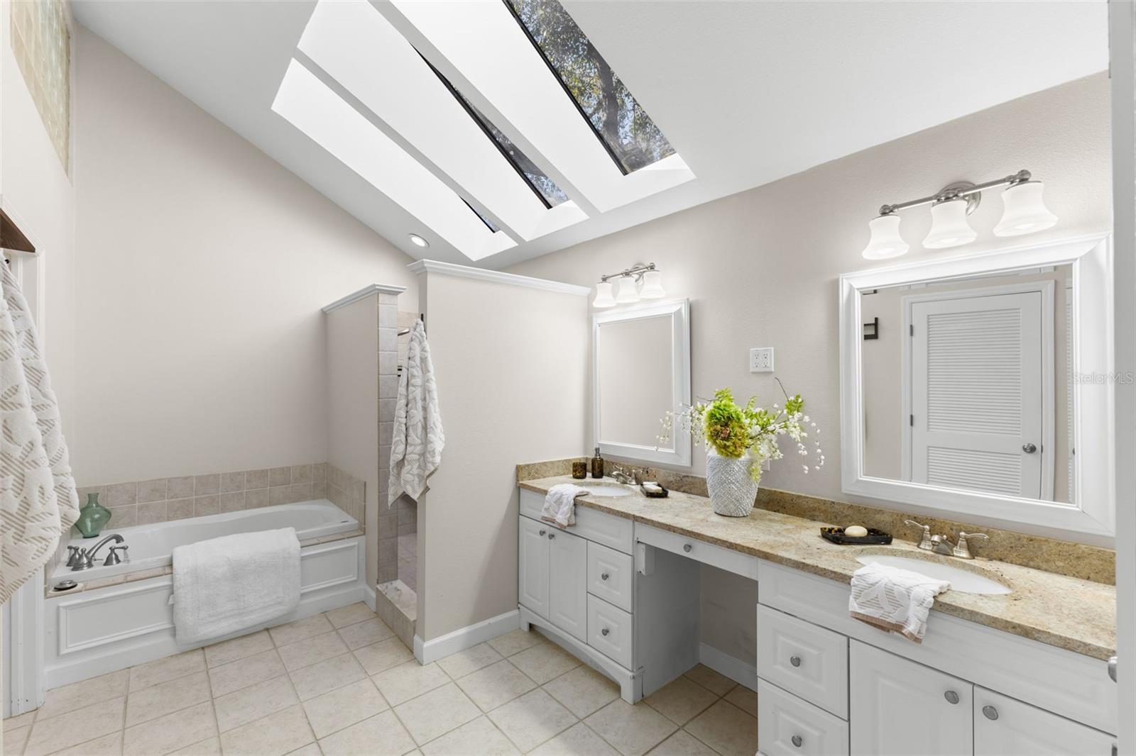 Natural Light Bath