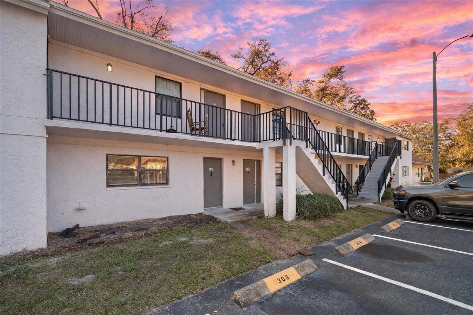 TB8464037 Property Photo