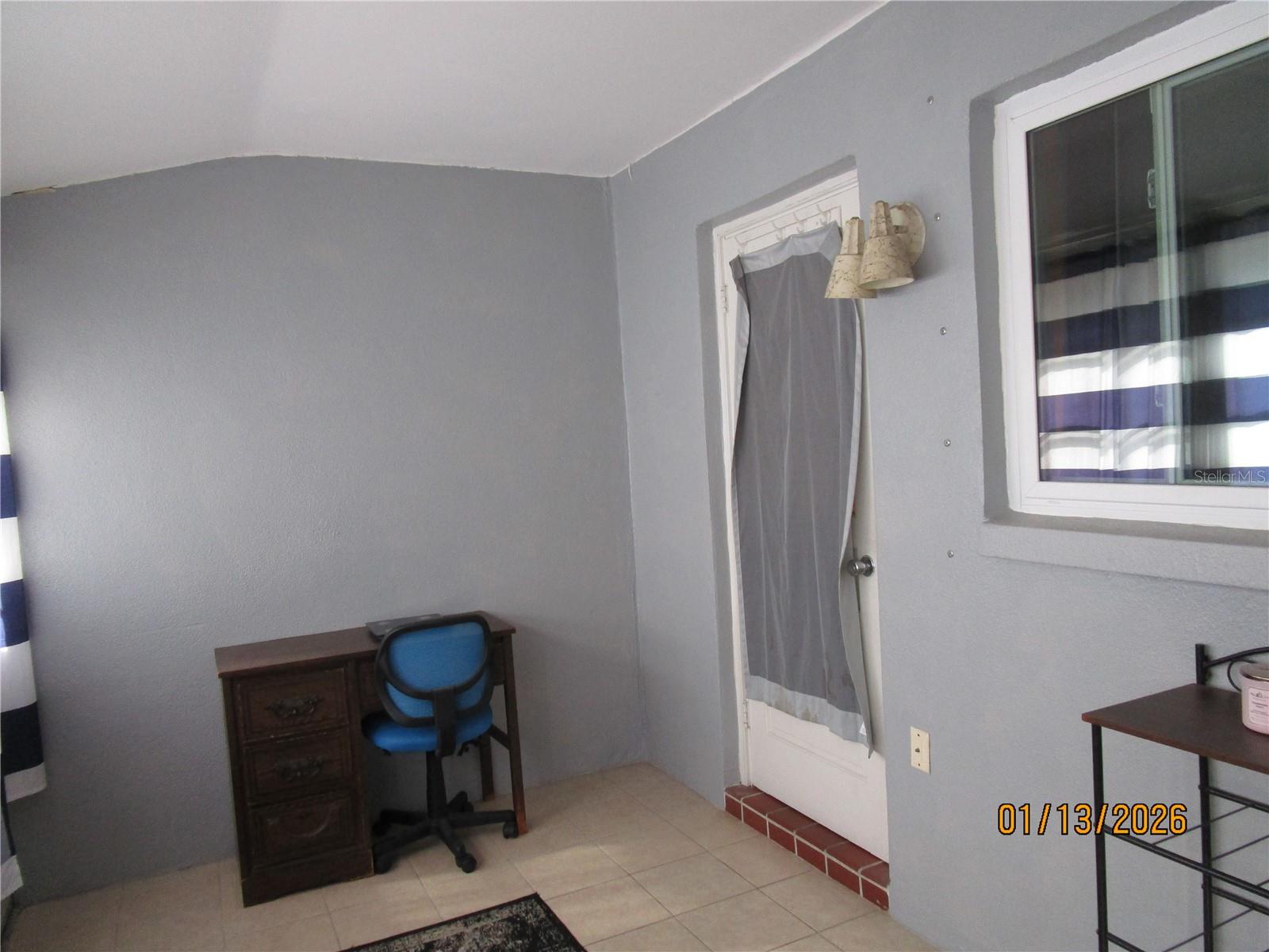 TB8464040 Property Photo