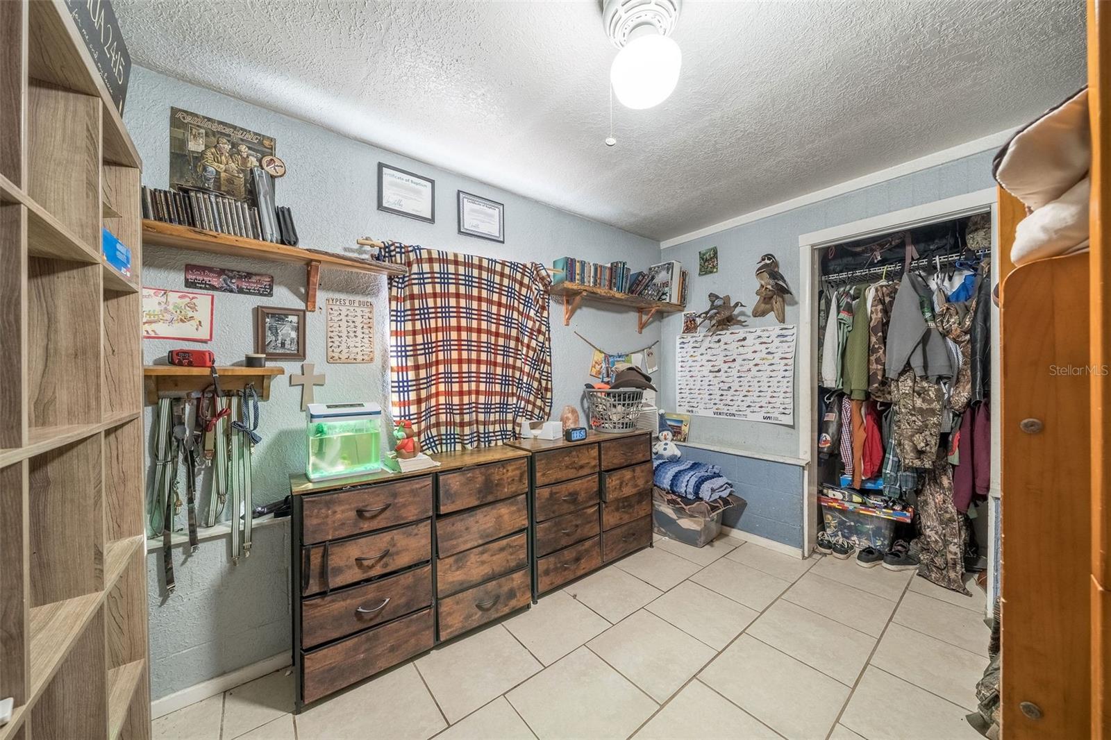 708 N SAINT CLAIR ABRAMS AVE, TAVARES, FL, 32778