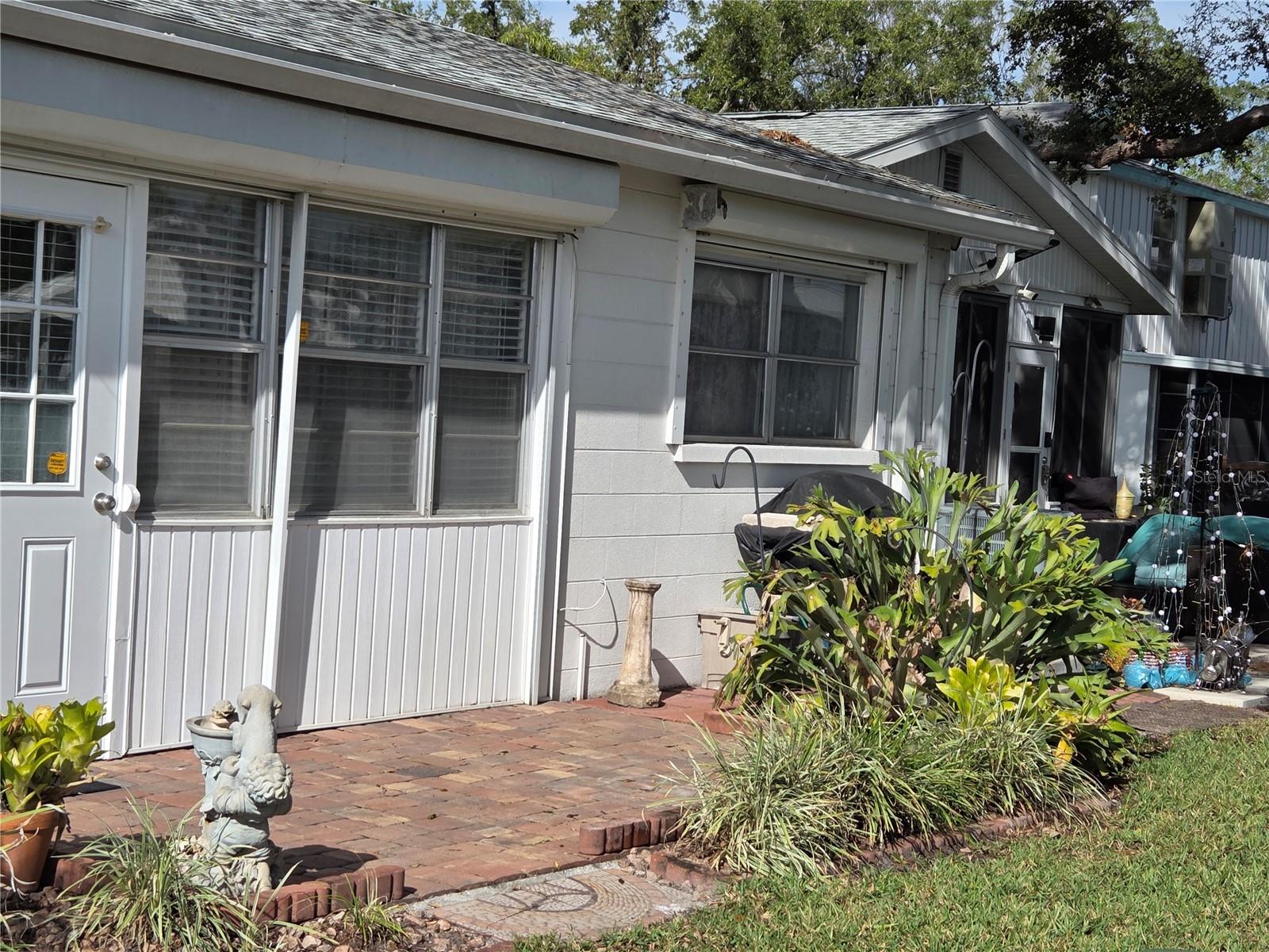 A4678129 Property Photo