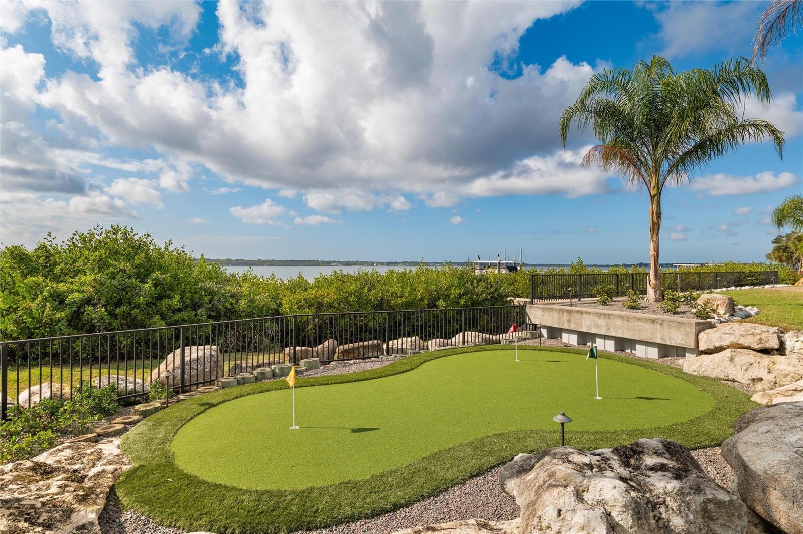 W7882048 Property Photo