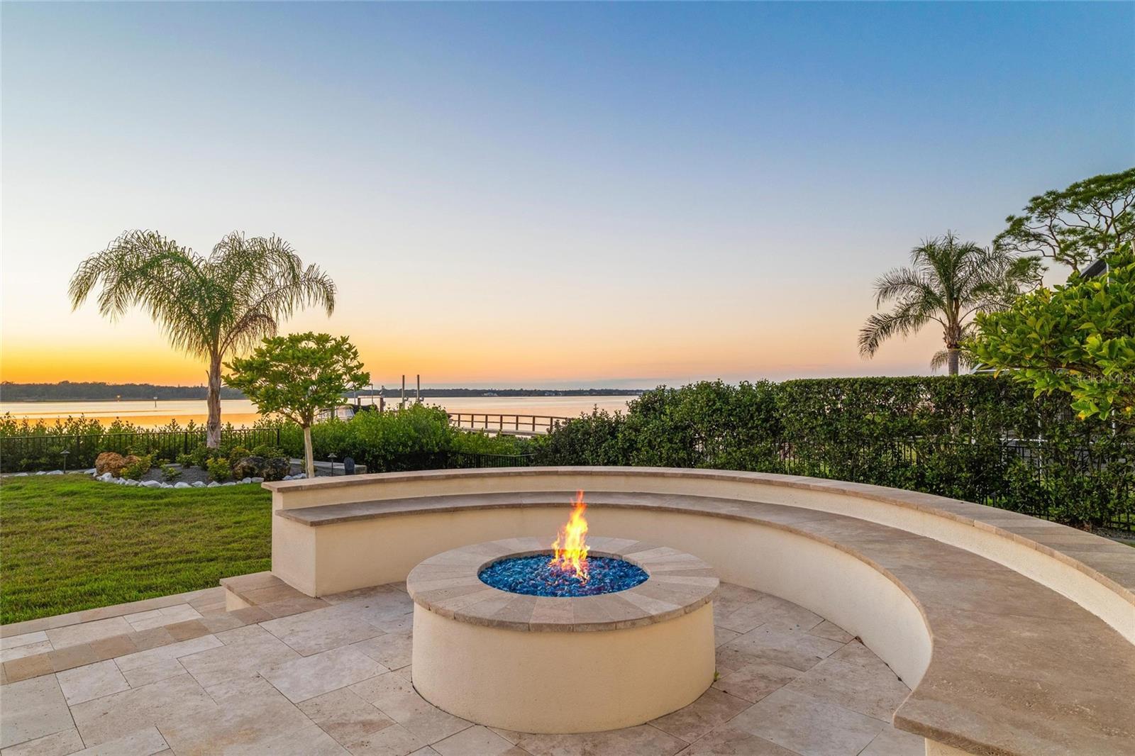 W7882048 Property Photo