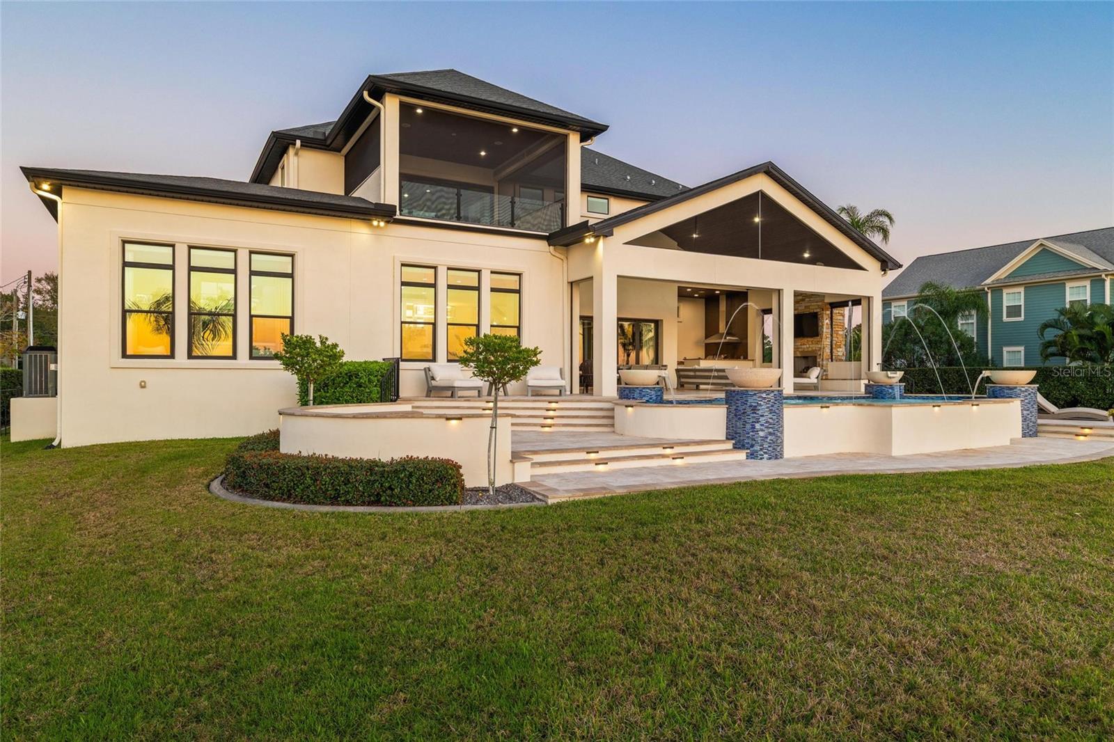 W7882048 Property Photo