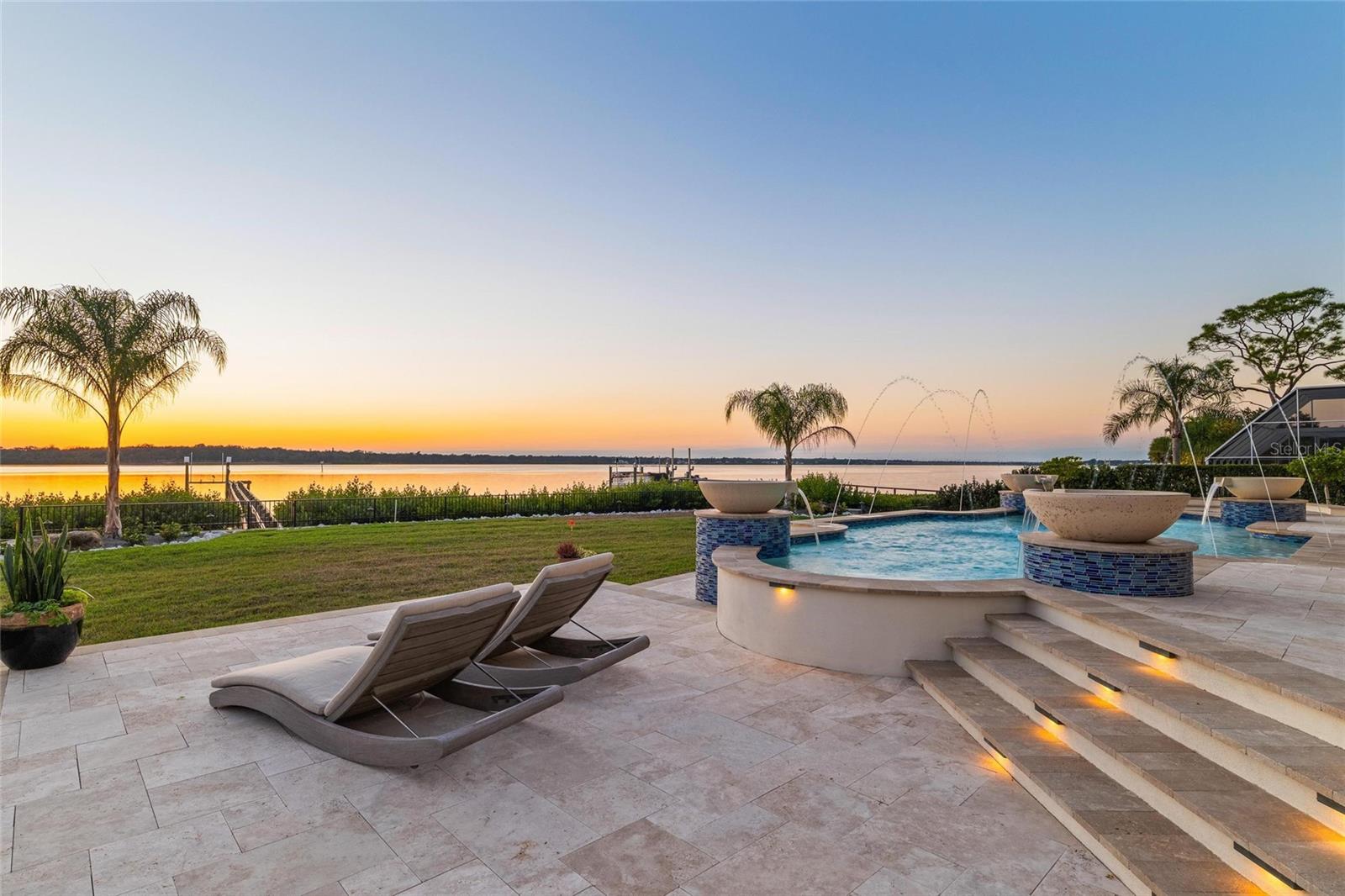 W7882048 Property Photo