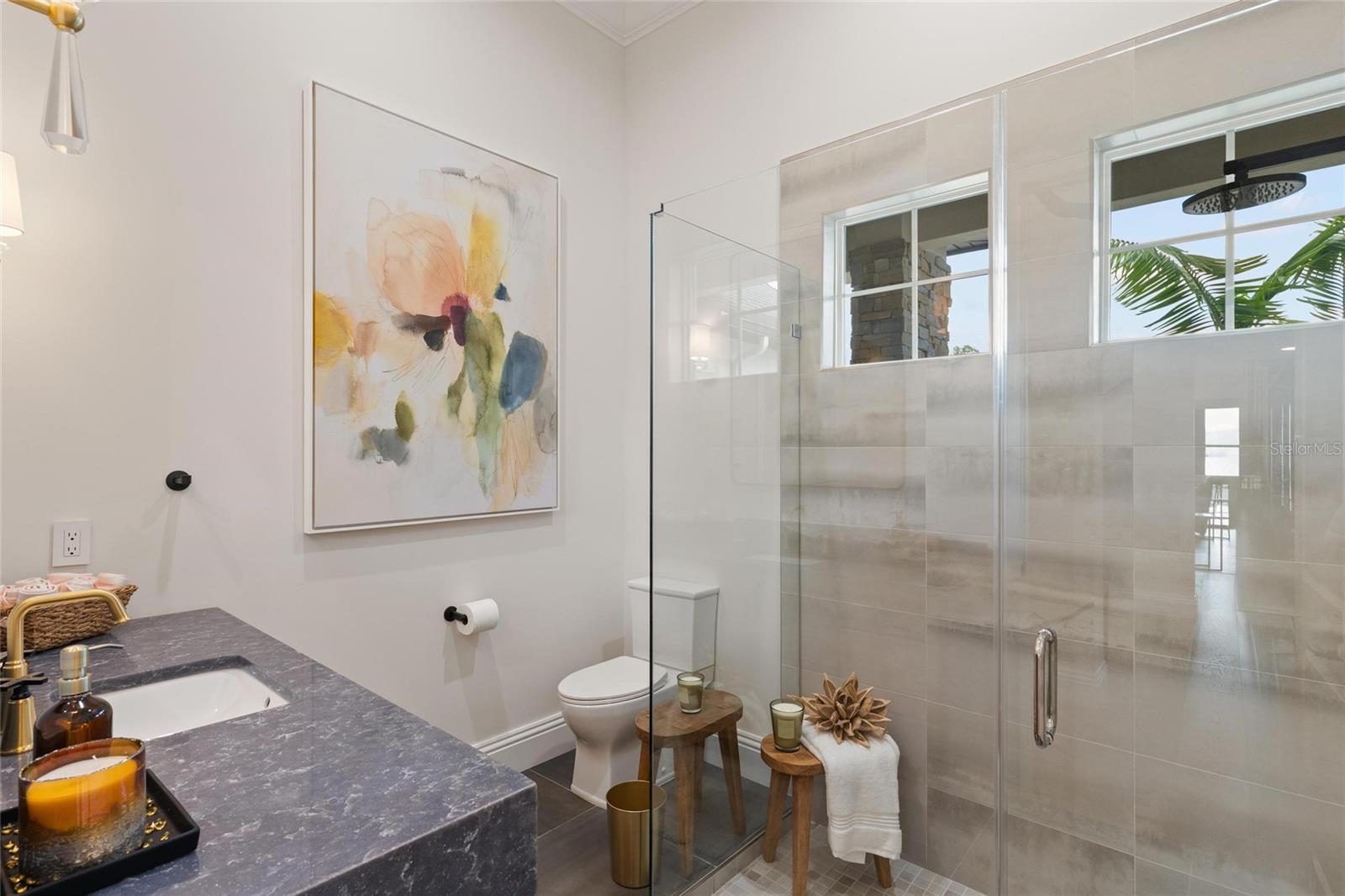 W7882048 Property Photo