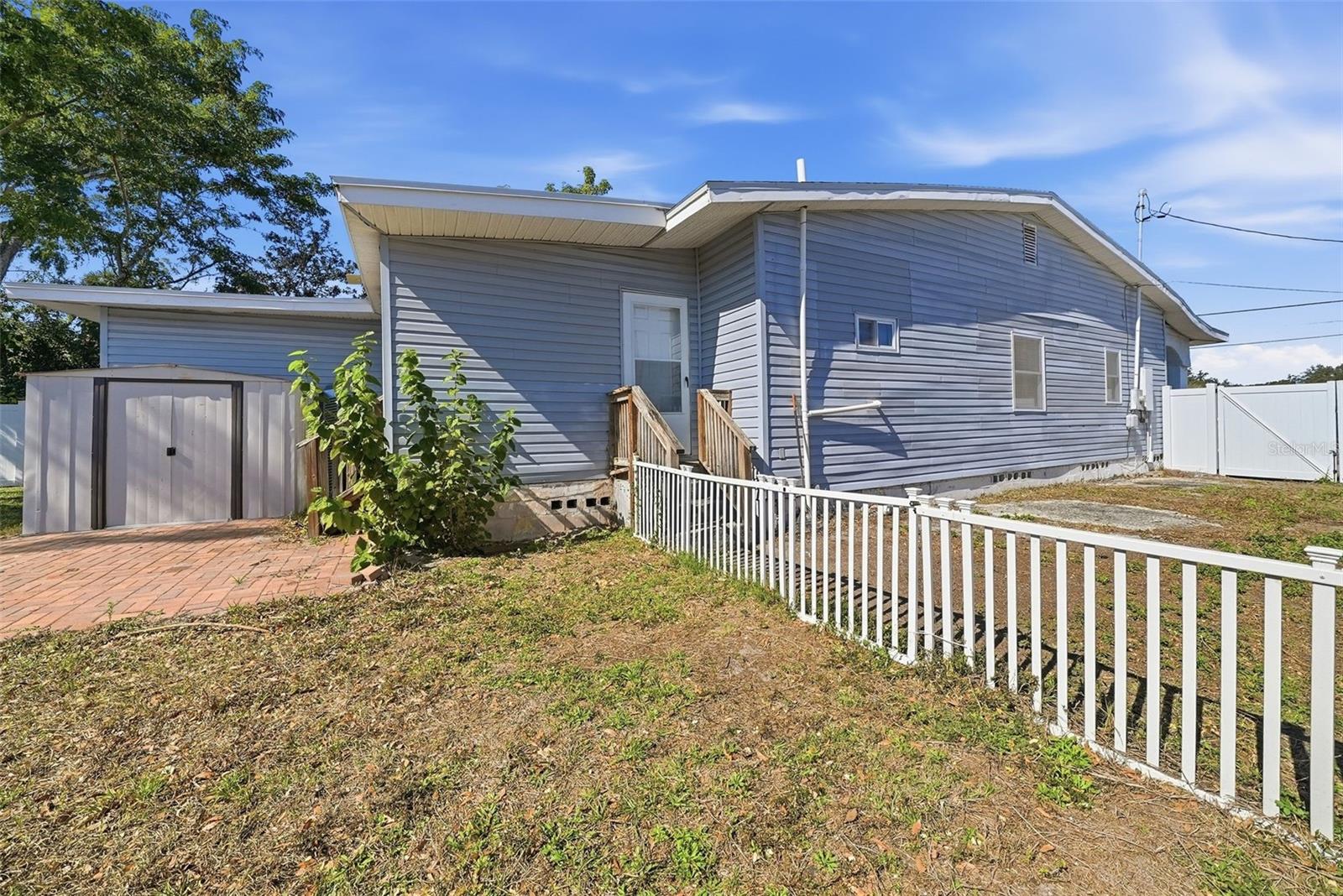 2107 E CHELSEA ST, TAMPA, FL, 33610