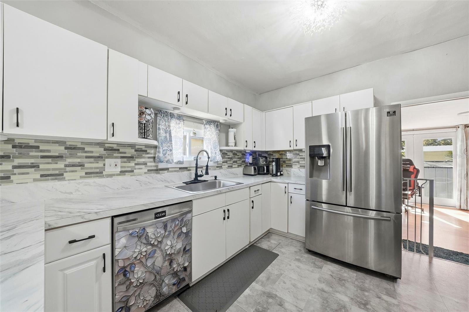 2107 E CHELSEA ST, TAMPA, FL, 33610