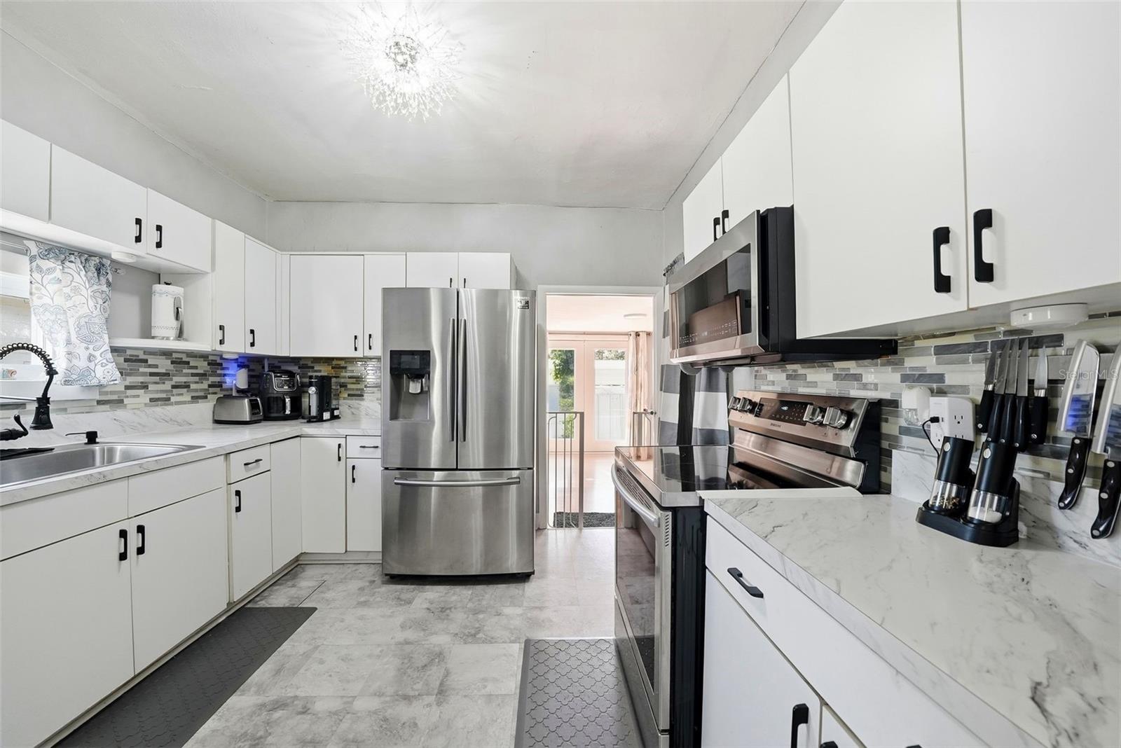 2107 E CHELSEA ST, TAMPA, FL, 33610