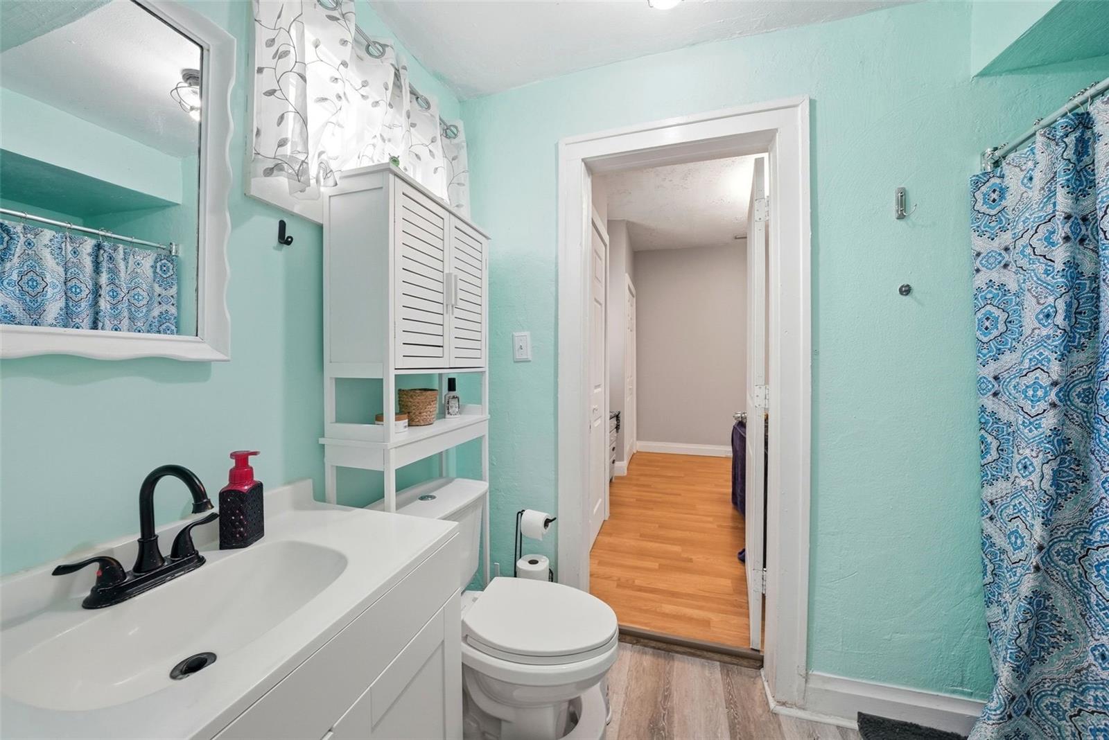 2107 E CHELSEA ST, TAMPA, FL, 33610