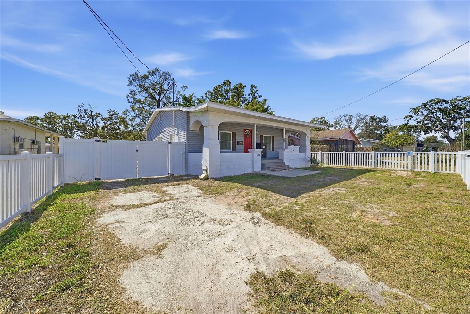 2107 E CHELSEA ST, TAMPA, FL, 33610