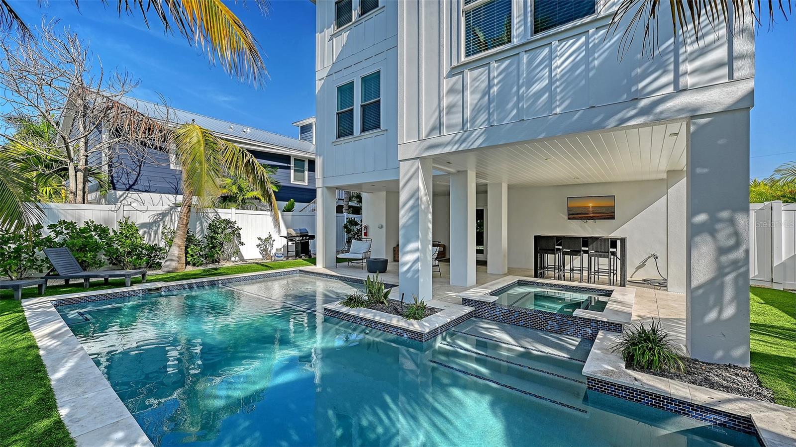 A4678136 Property Photo