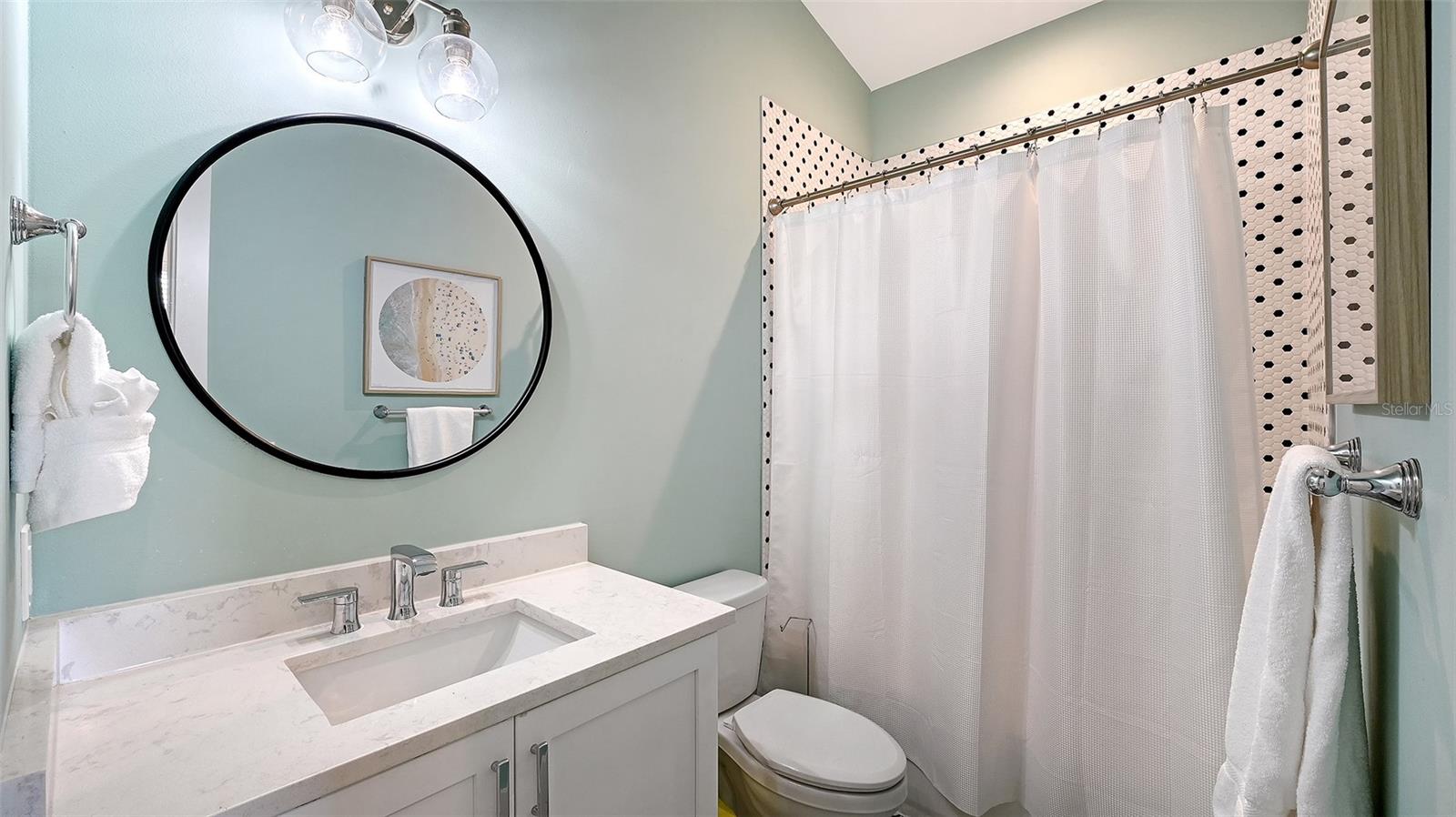 A4678136 Property Photo