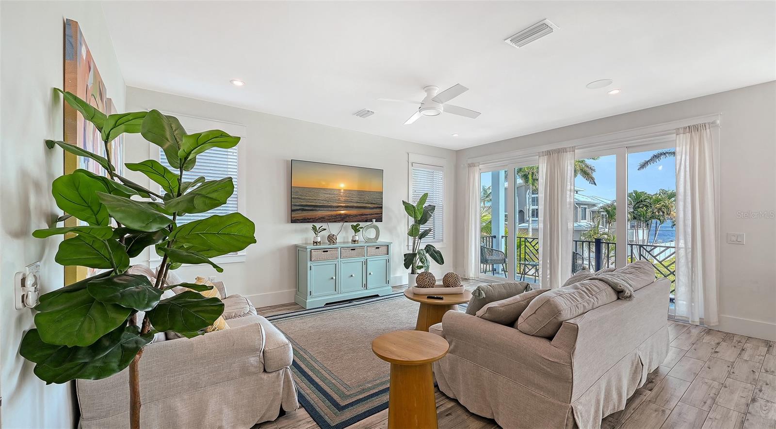 A4678136 Property Photo