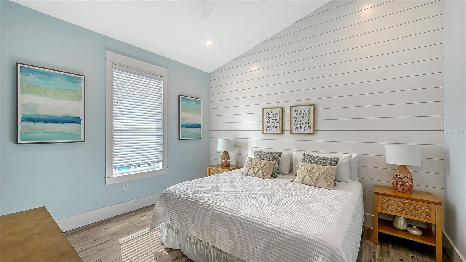 A4678136 Property Photo