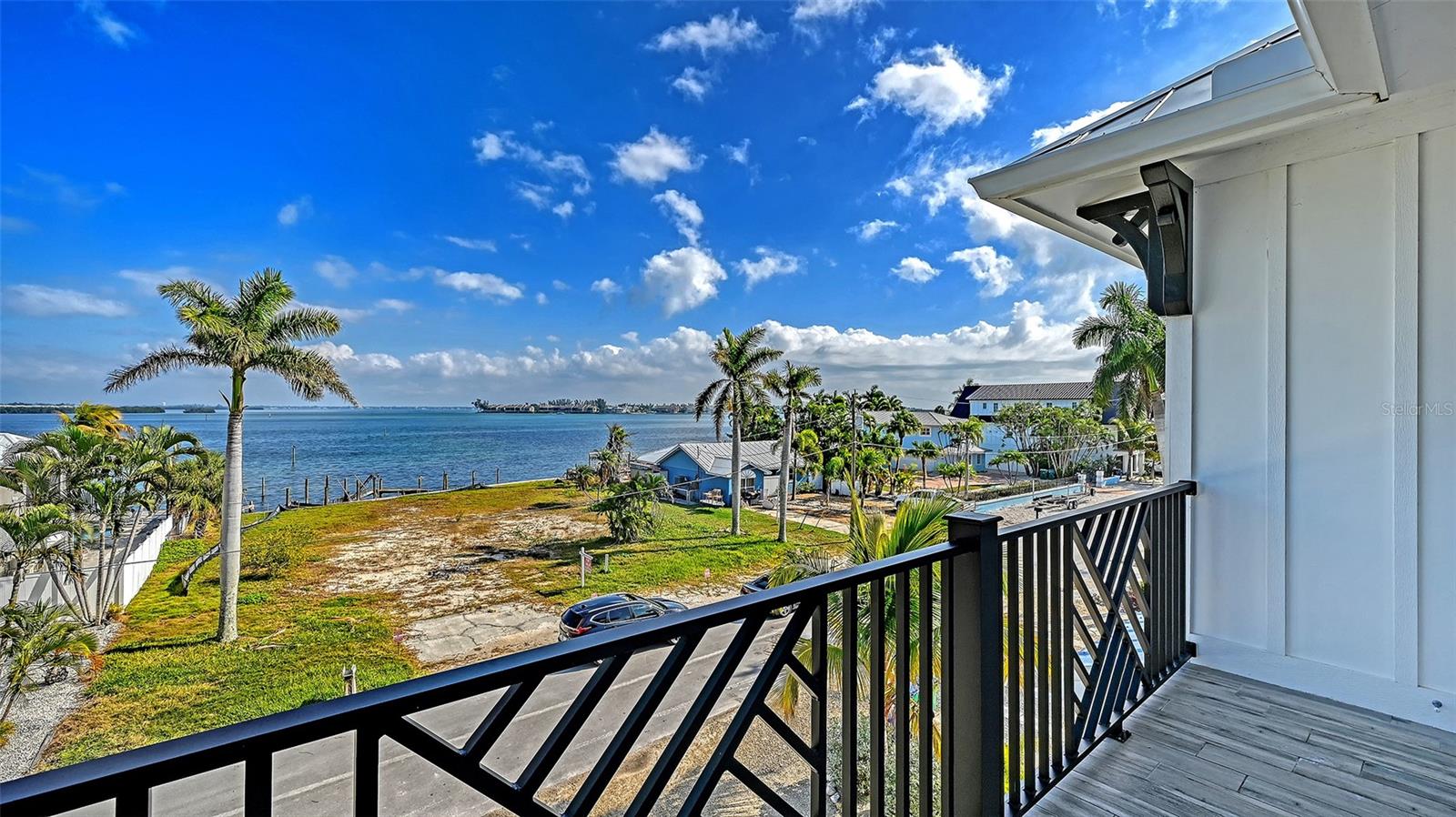 A4678136 Property Photo