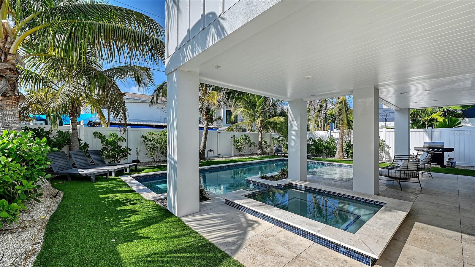 A4678136 Property Photo