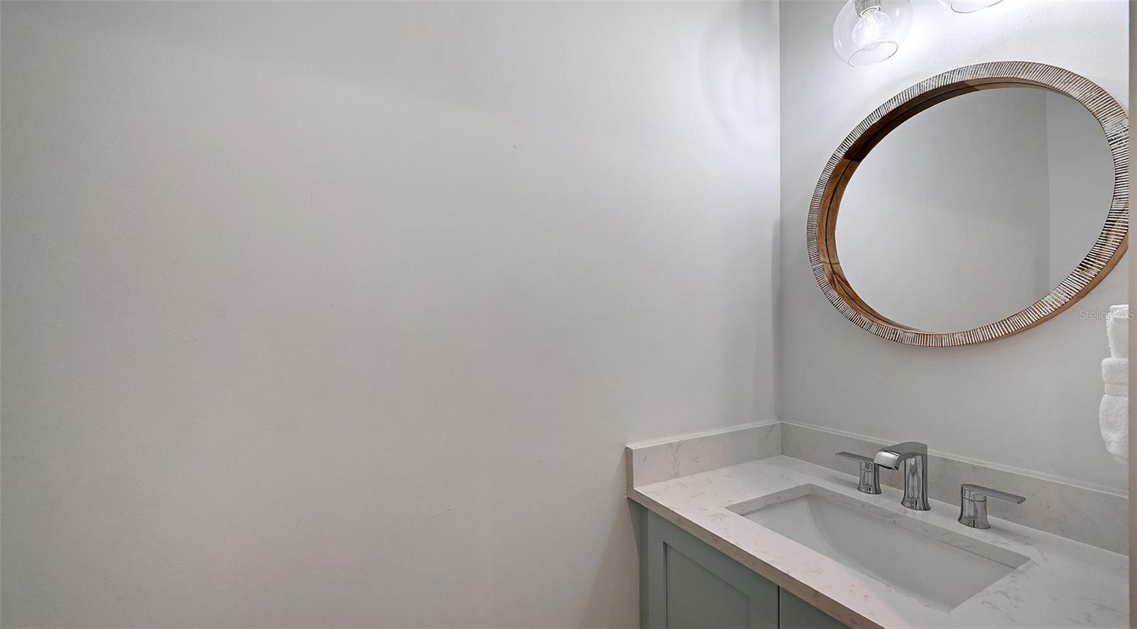 A4678136 Property Photo