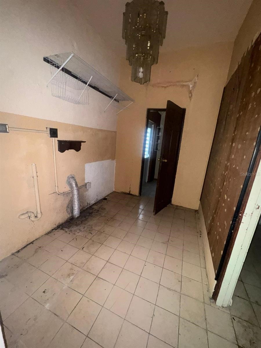 PR9118504 Property Photo