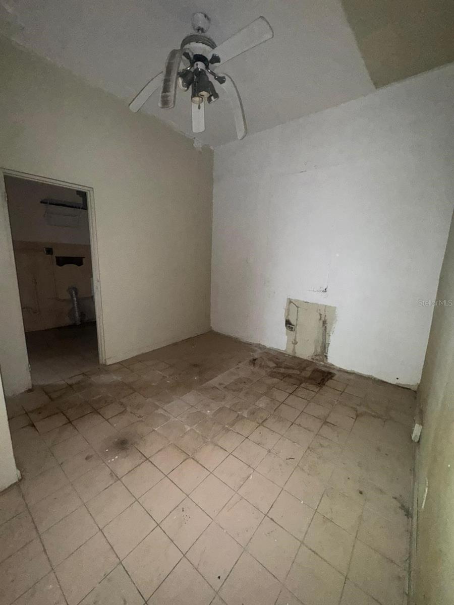 PR9118504 Property Photo