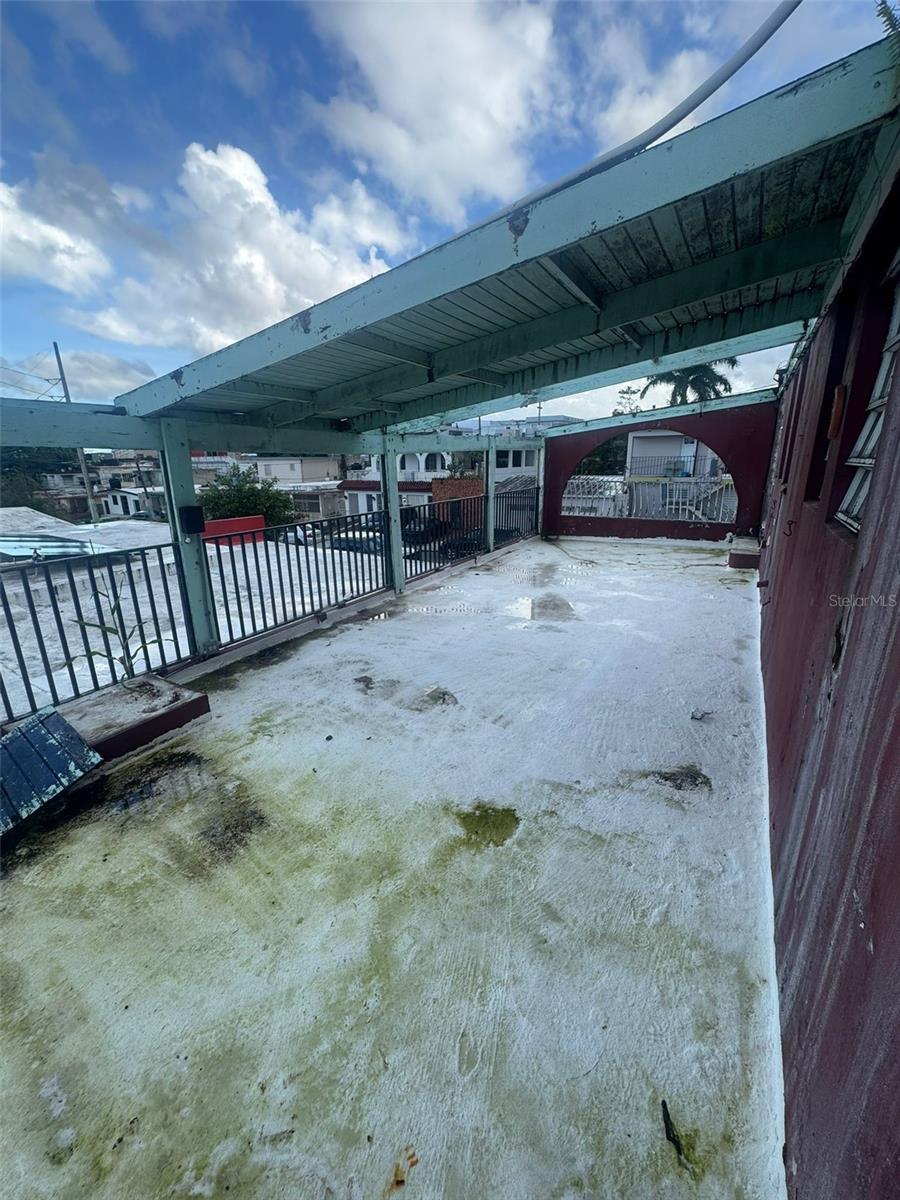 PR9118504 Property Photo