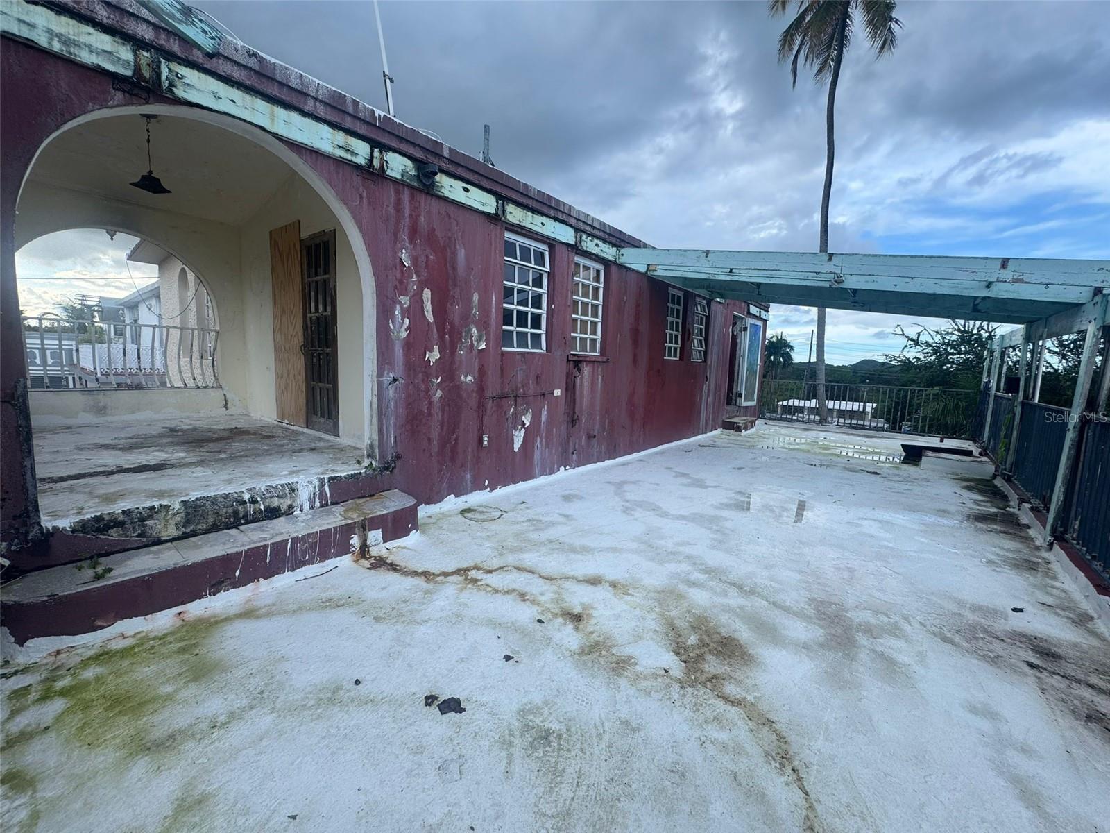 PR9118504 Property Photo