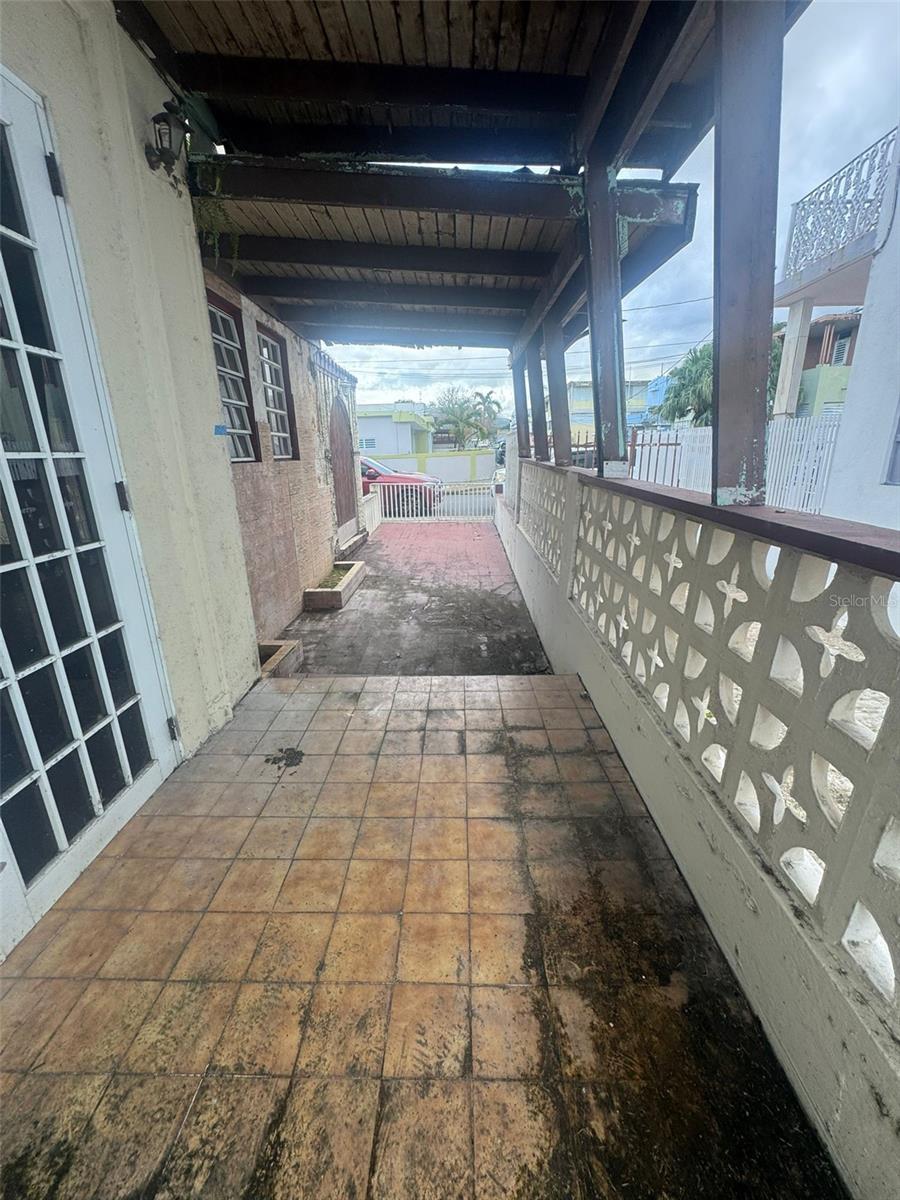 PR9118504 Property Photo