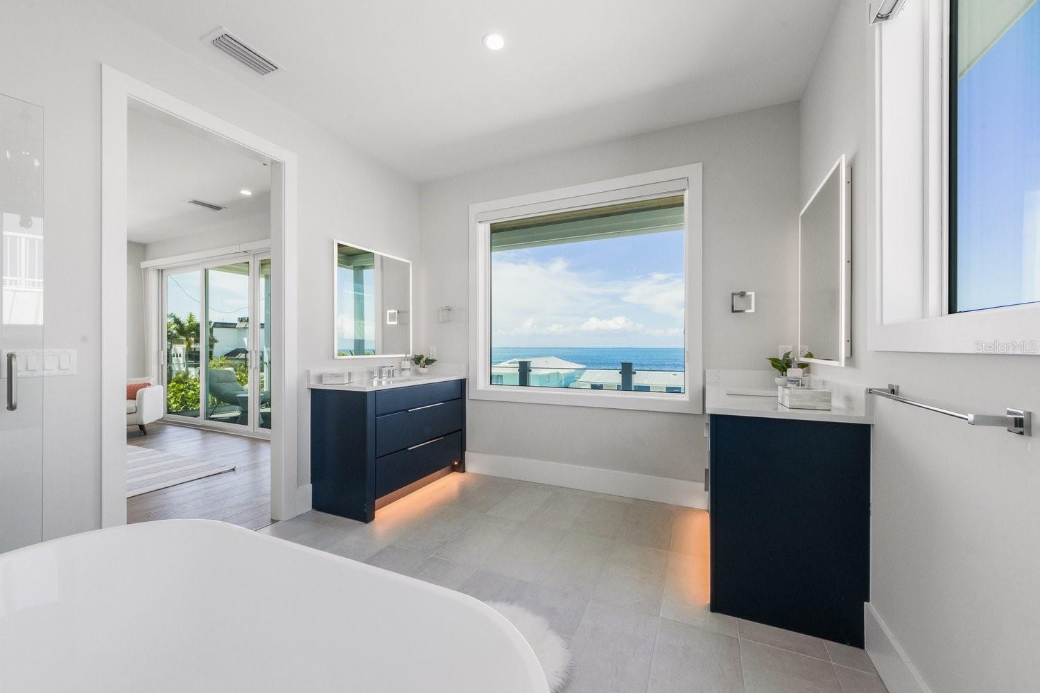 A4678140 Property Photo