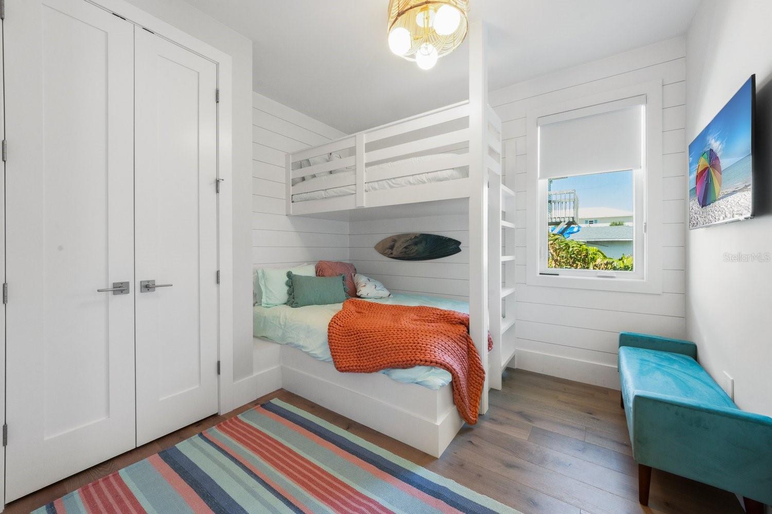 A4678140 Property Photo