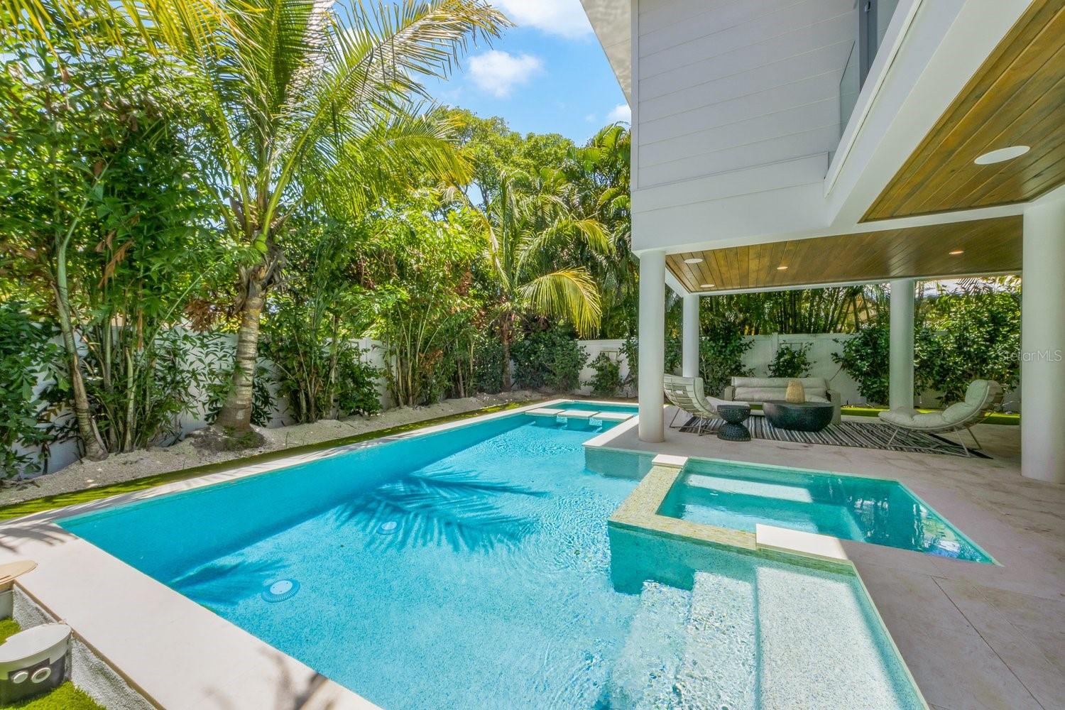 A4678140 Property Photo