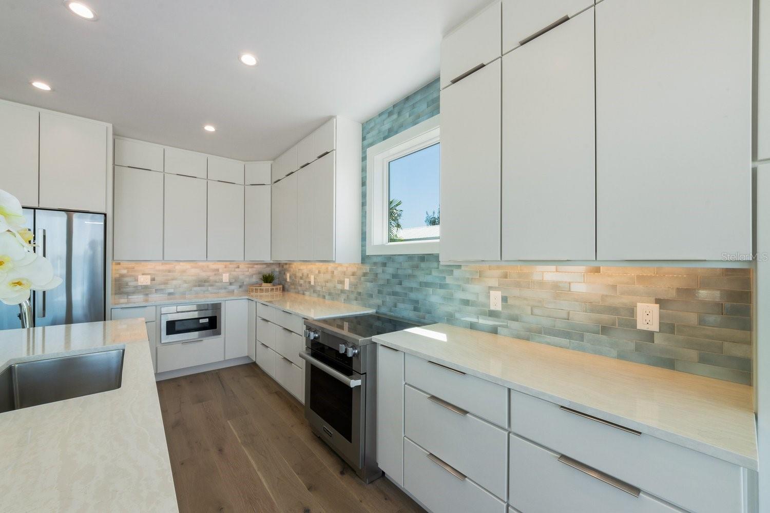 A4678140 Property Photo