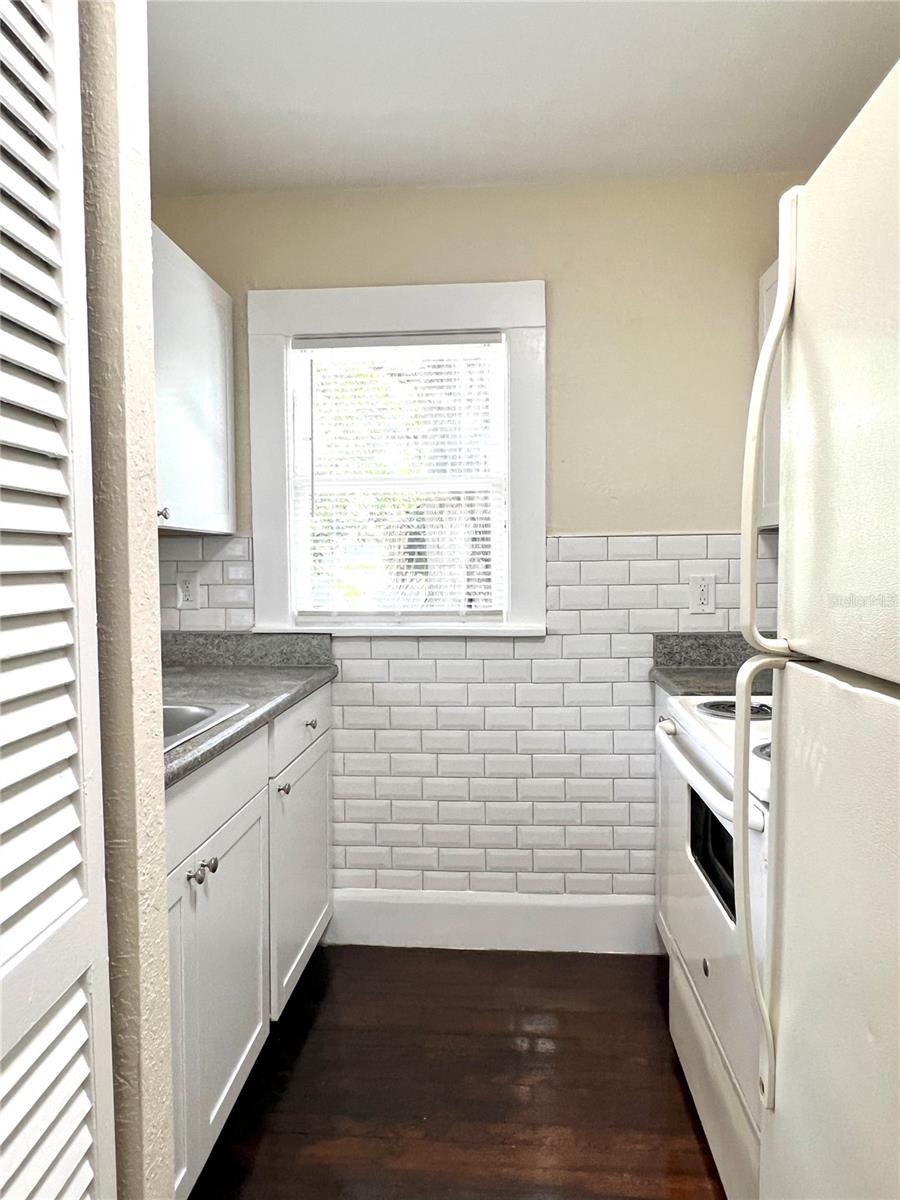 1908 35TH ST S, ST PETERSBURG, FL, 33711