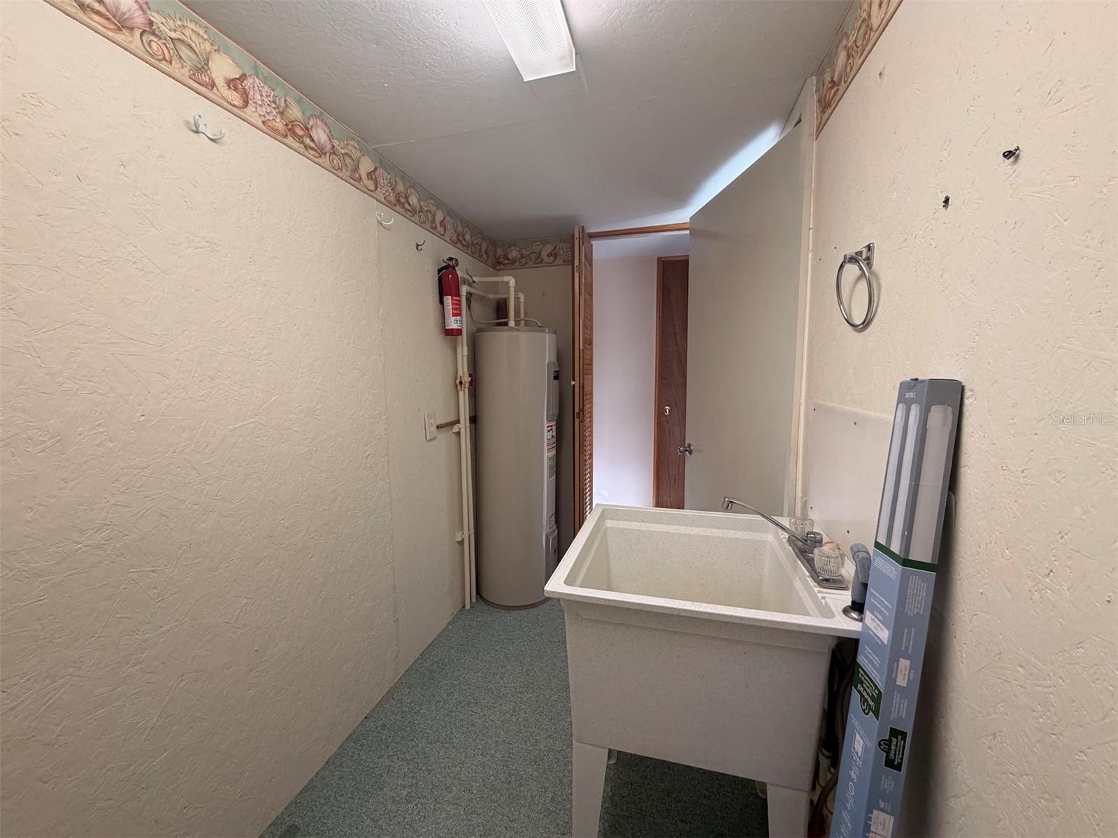 TB8464128 Property Photo