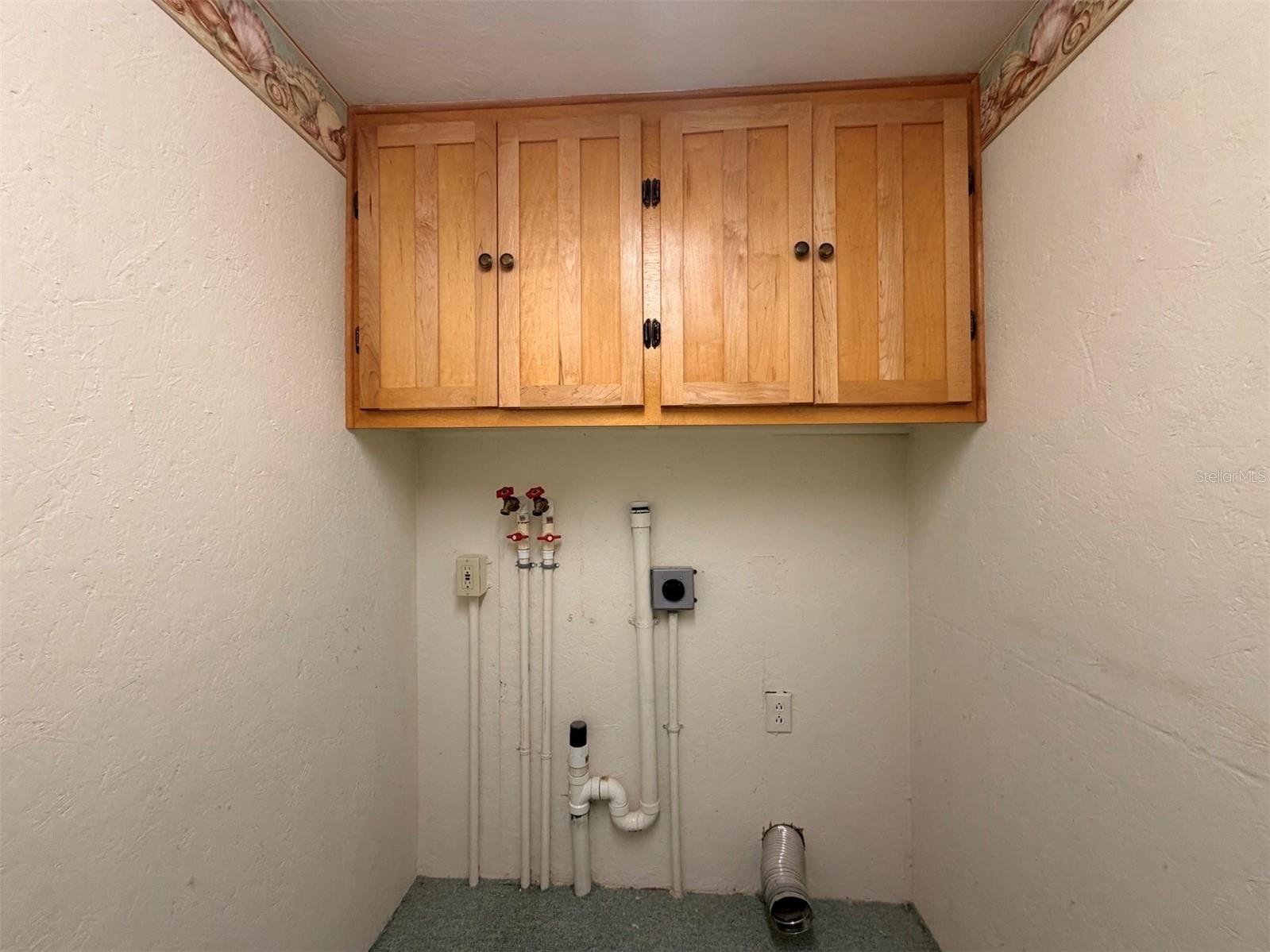 TB8464128 Property Photo