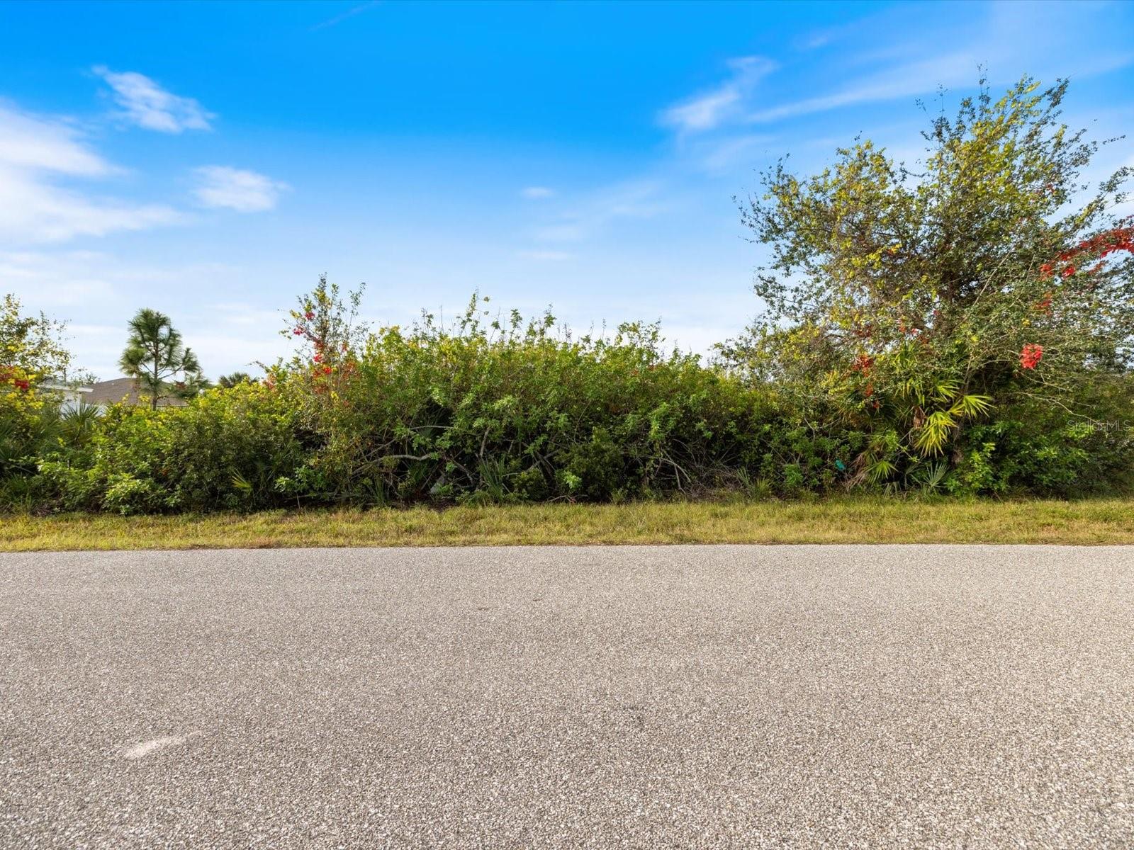 12142 APPLEBERG CIR, PORT CHARLOTTE, FL, 33981