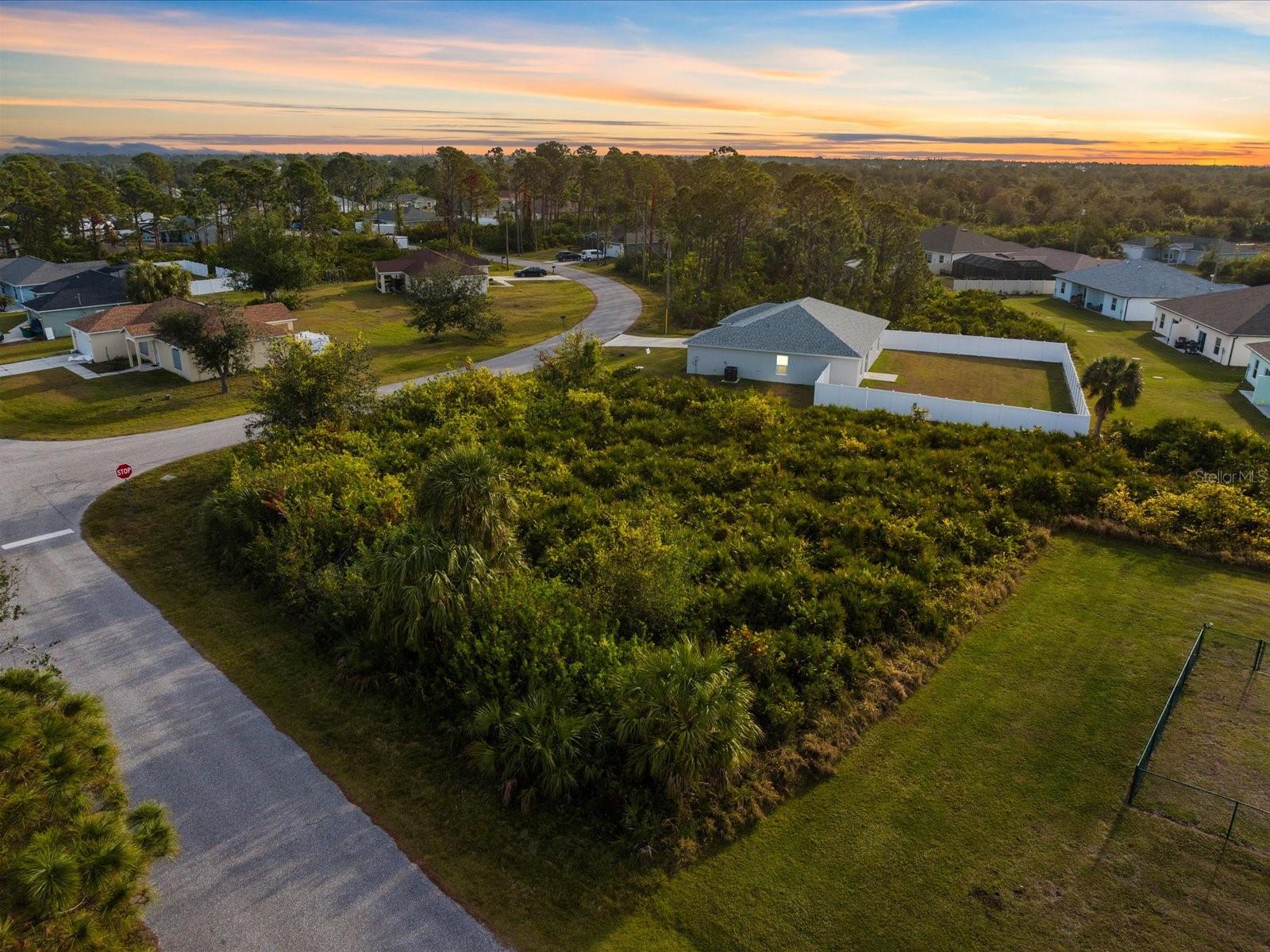 12142 APPLEBERG CIR, PORT CHARLOTTE, FL, 33981