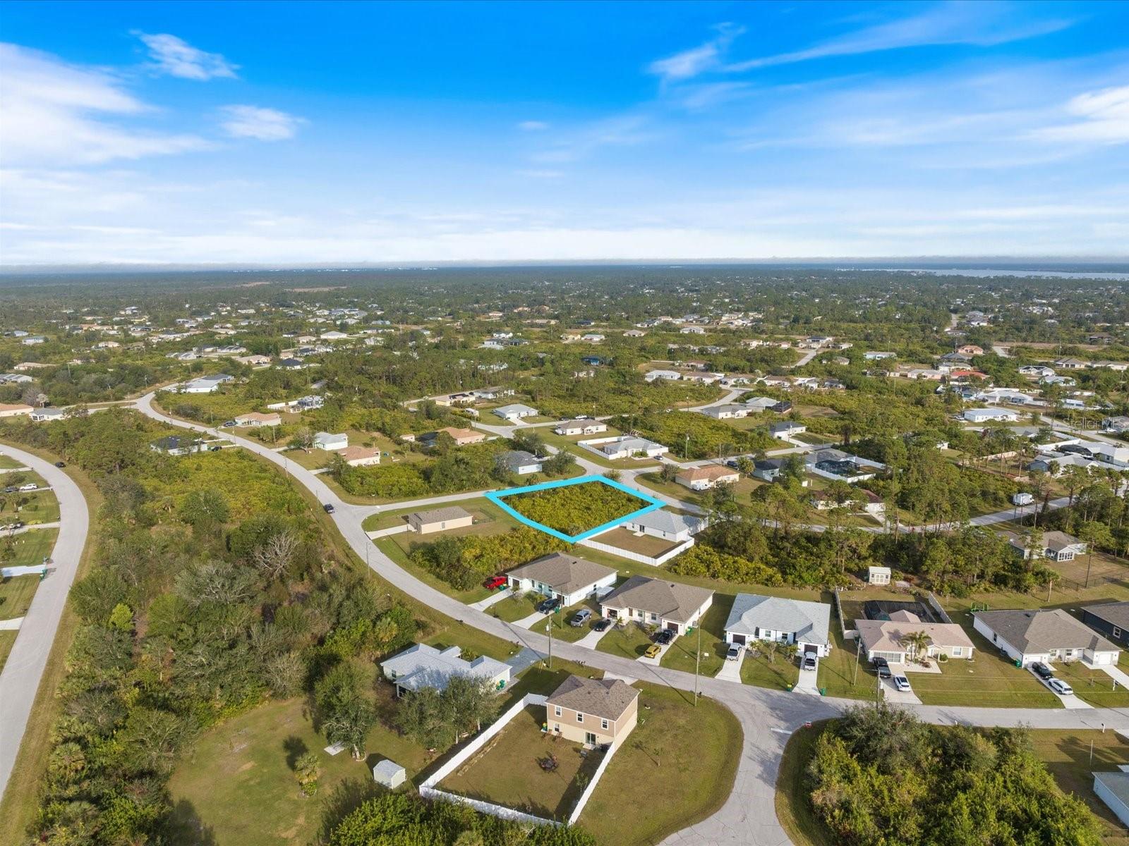 12142 APPLEBERG CIR, PORT CHARLOTTE, FL, 33981