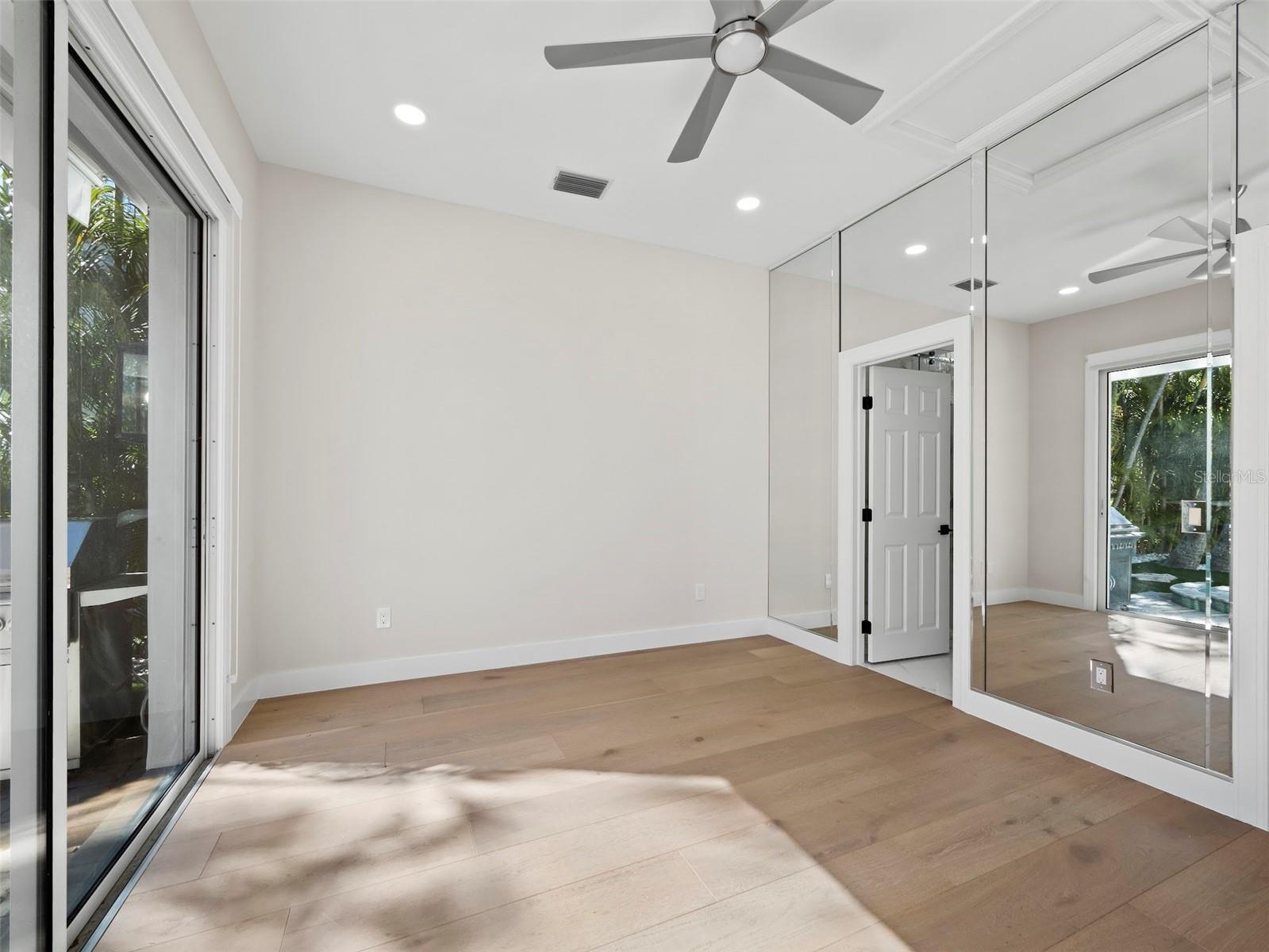 A4678167 Property Photo