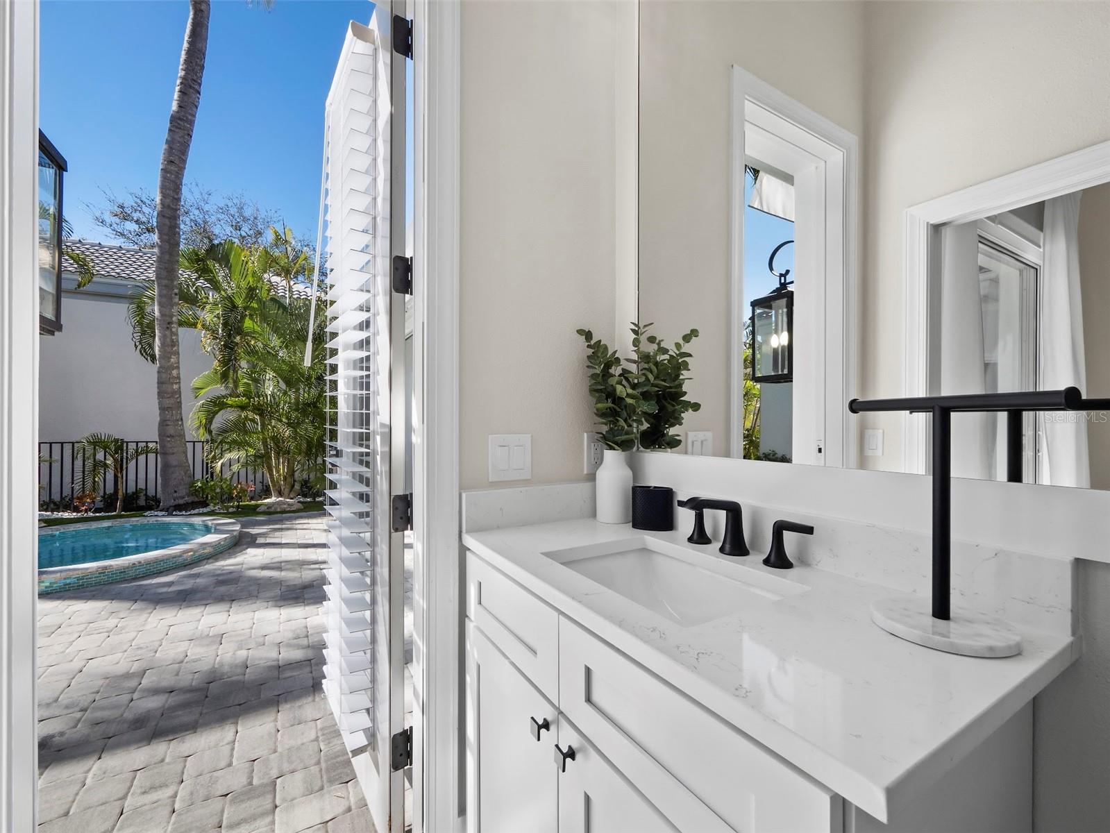 A4678167 Property Photo