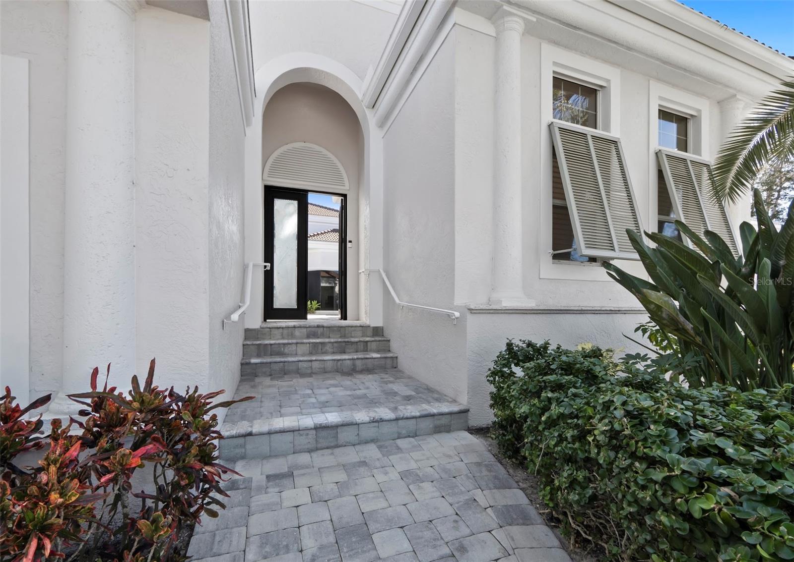 A4678167 Property Photo