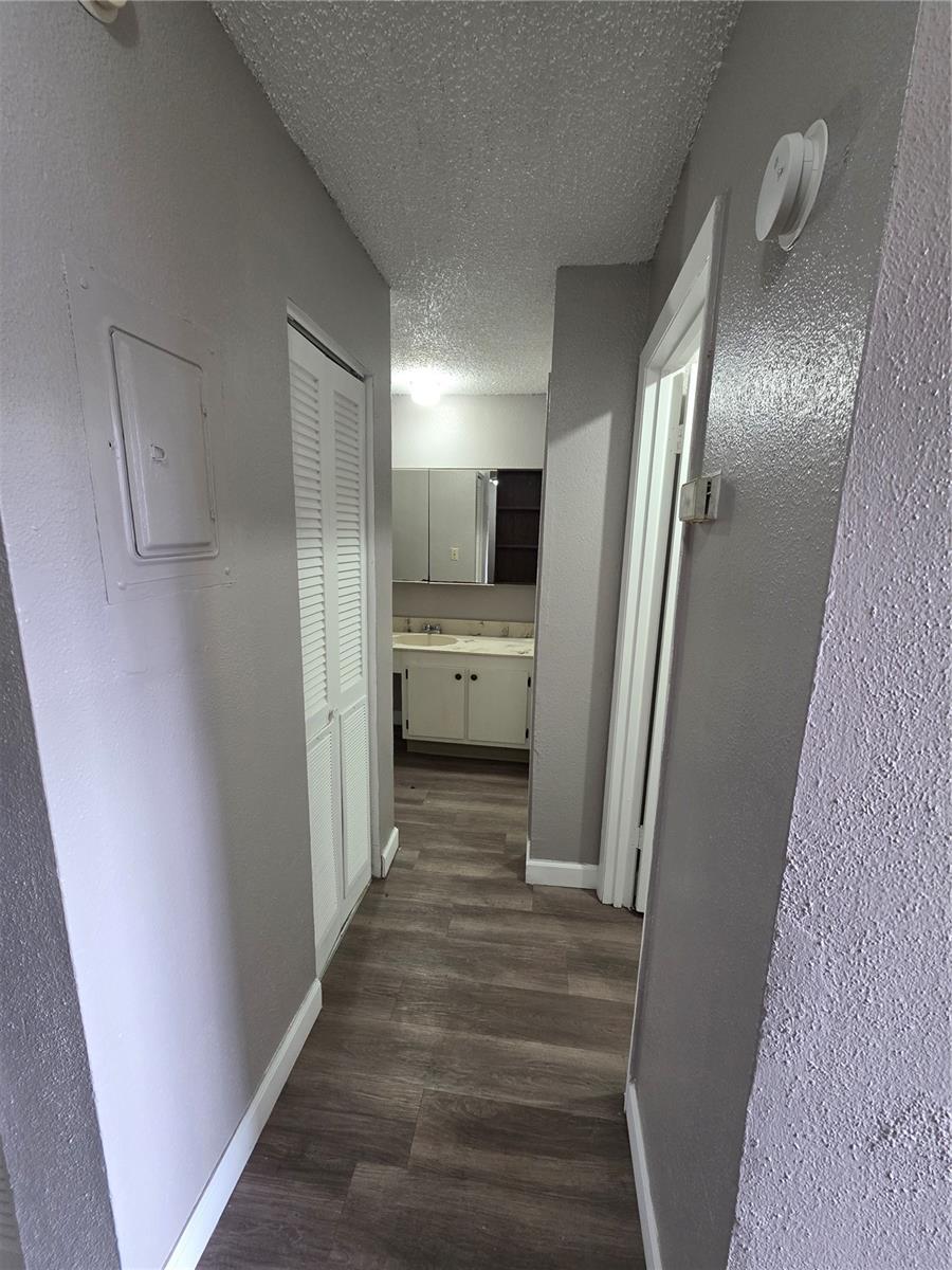 OM716586 Property Photo