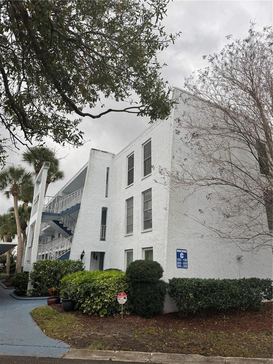 Penthouse Greens Building C North View