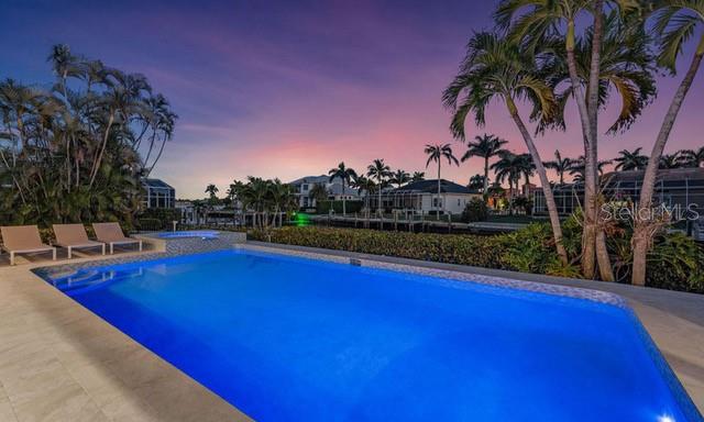 TB8464241 Property Photo